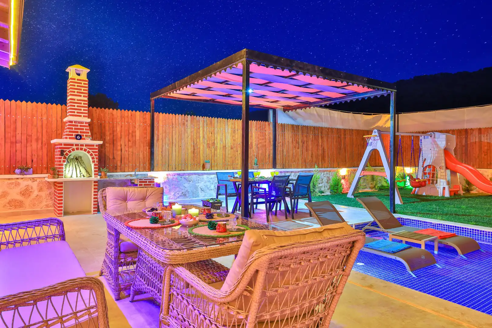 VİLLA HEAVEN GARDEN in Saribelen, with Private Pool