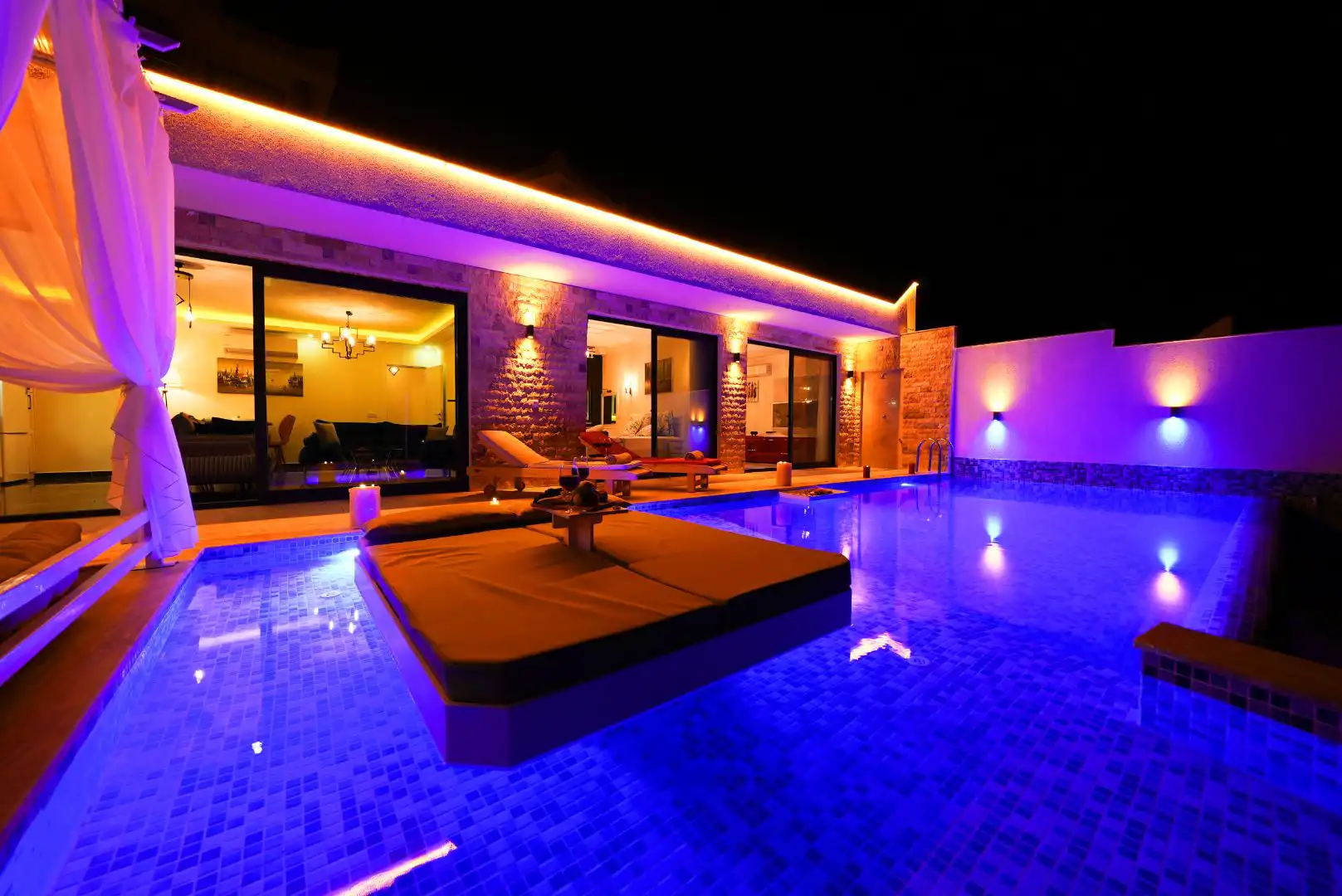 Villa Massa in Akbel, with Private Pool