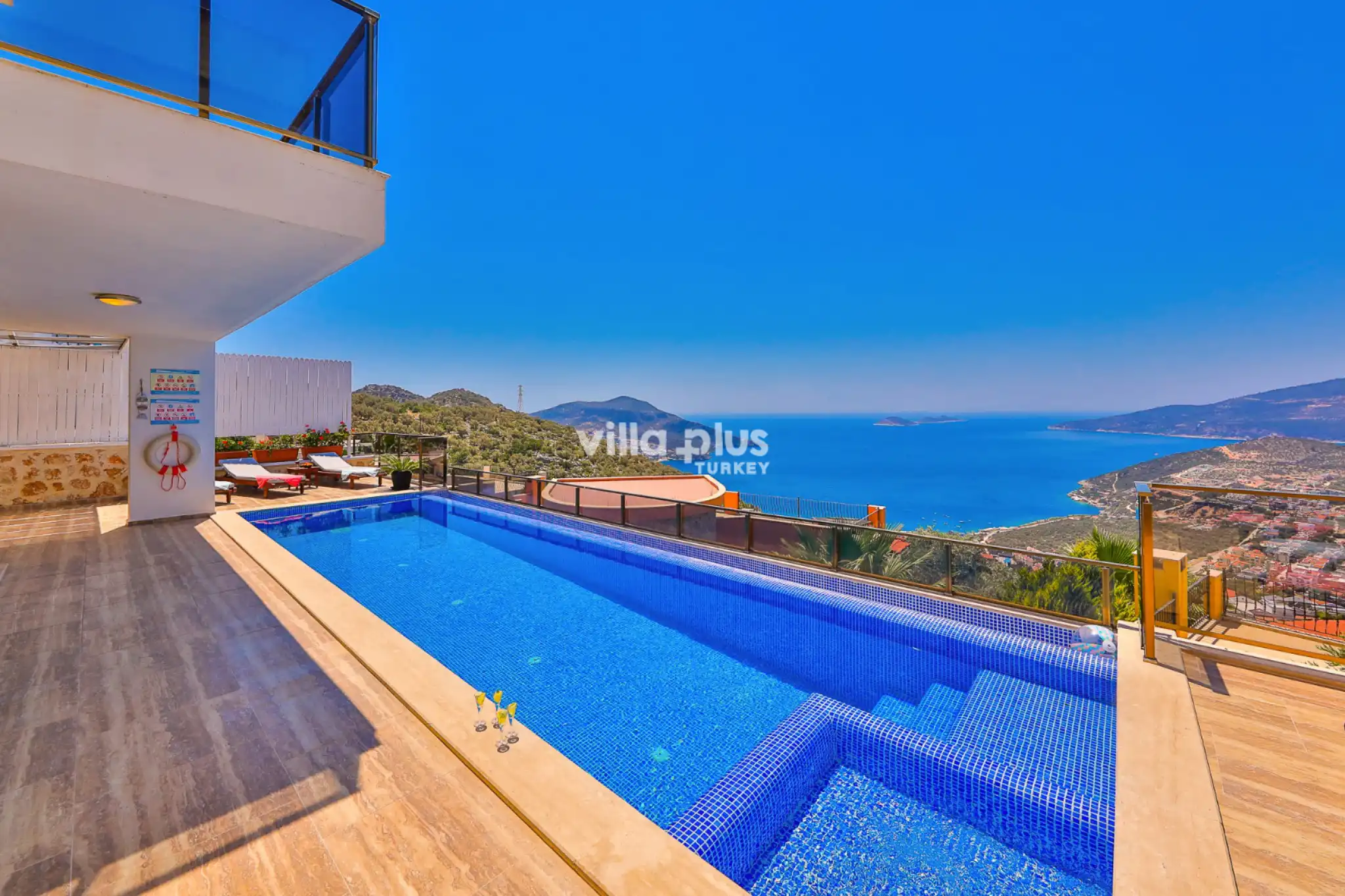 Villa Thalassa is a 6-person rental villa located in the central Kızıltaş area of Kalkan.