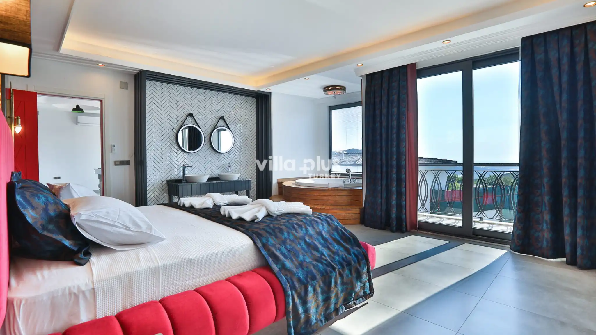 Villa Rental with Jacuzzi