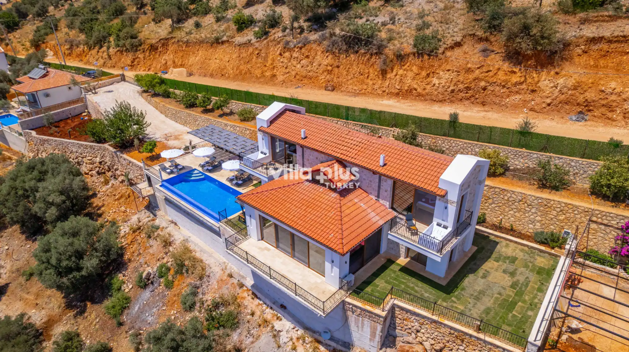 DJi_0320-Edit_313.jpg