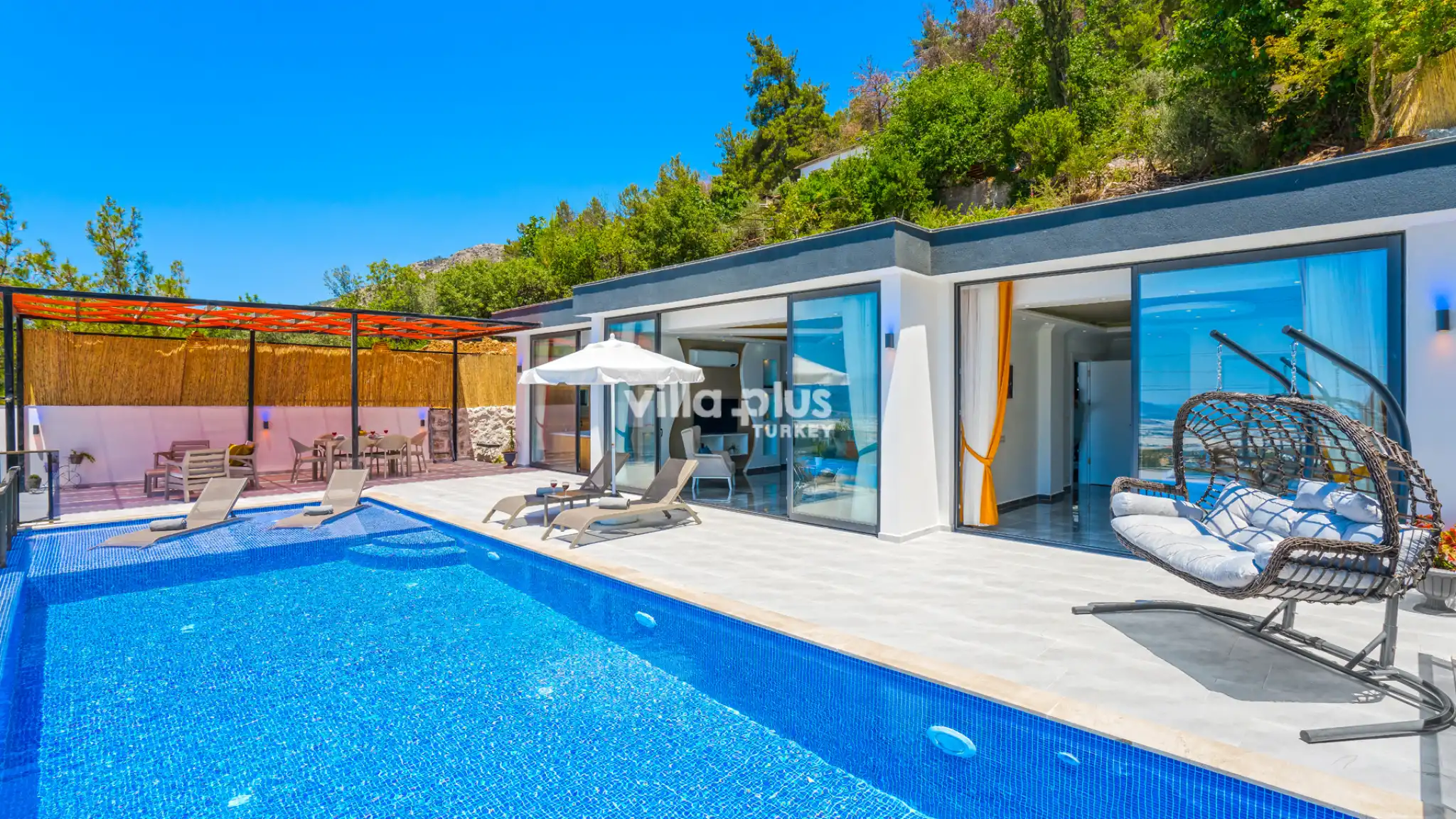Fiyona-Villa-1_860.jpg