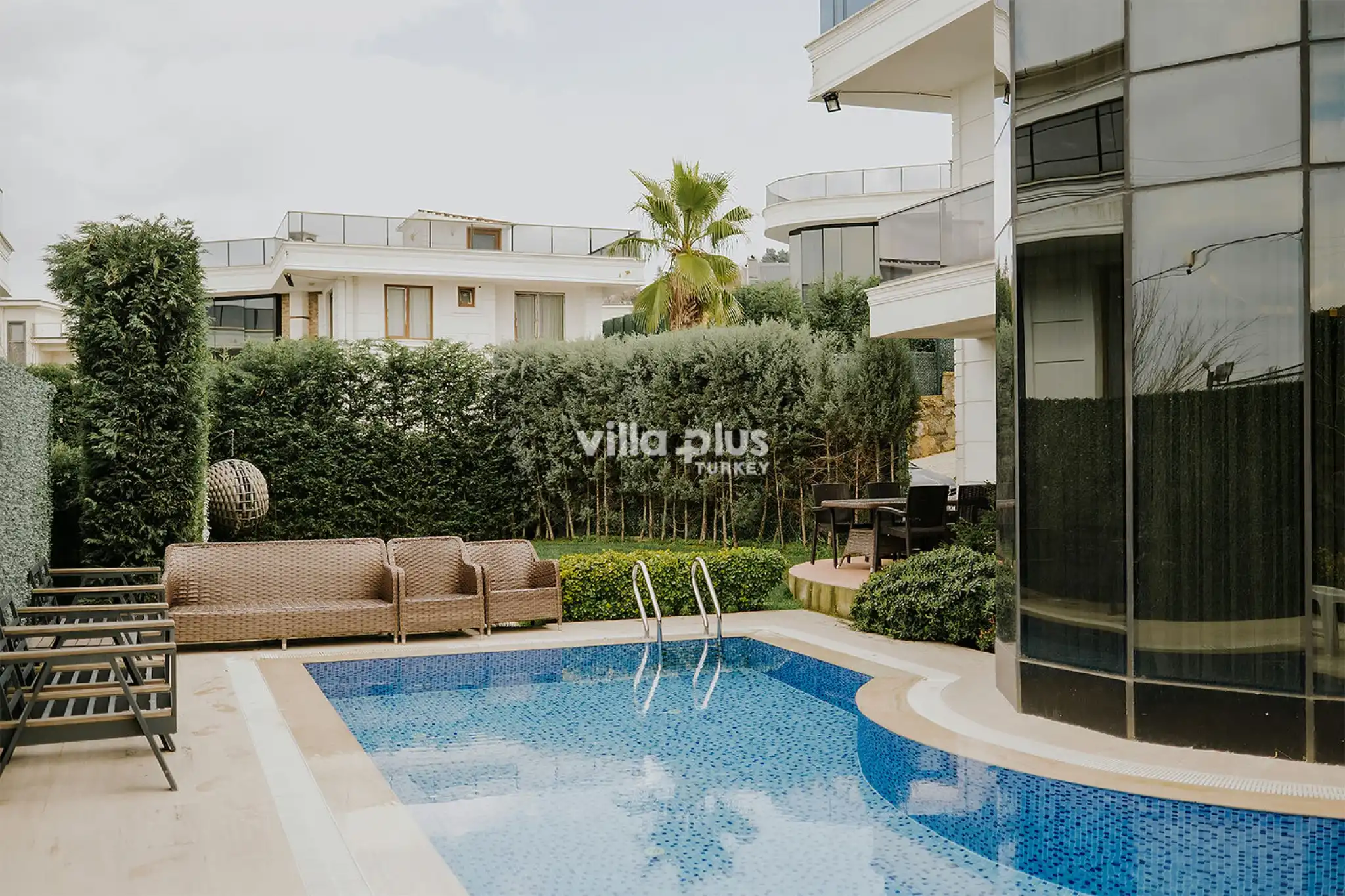 Villa-Calm-in-31_726.jpg