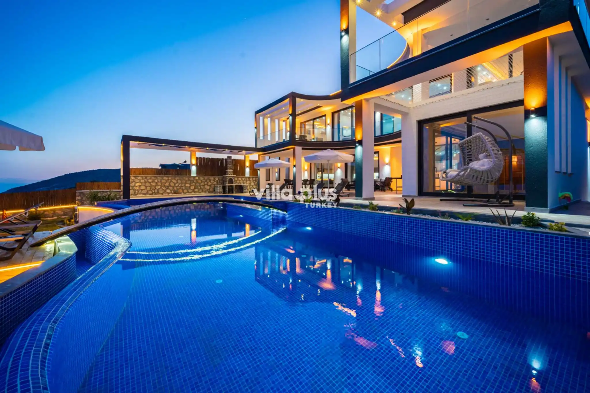 Villa-Kenan-Tatil-Location-Deniz-Manzarali-Villa-76_350.jpg