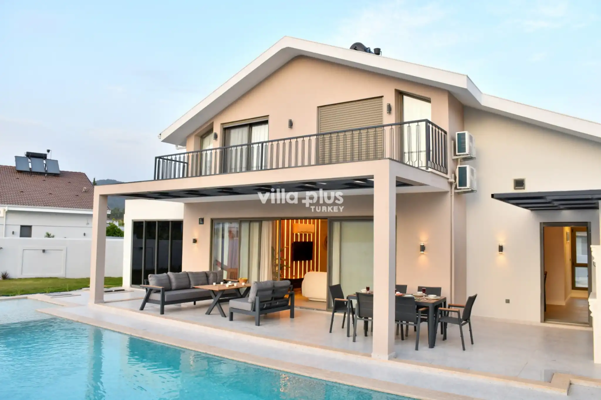Villabiz-villa-blanc-15_147_705.jpeg