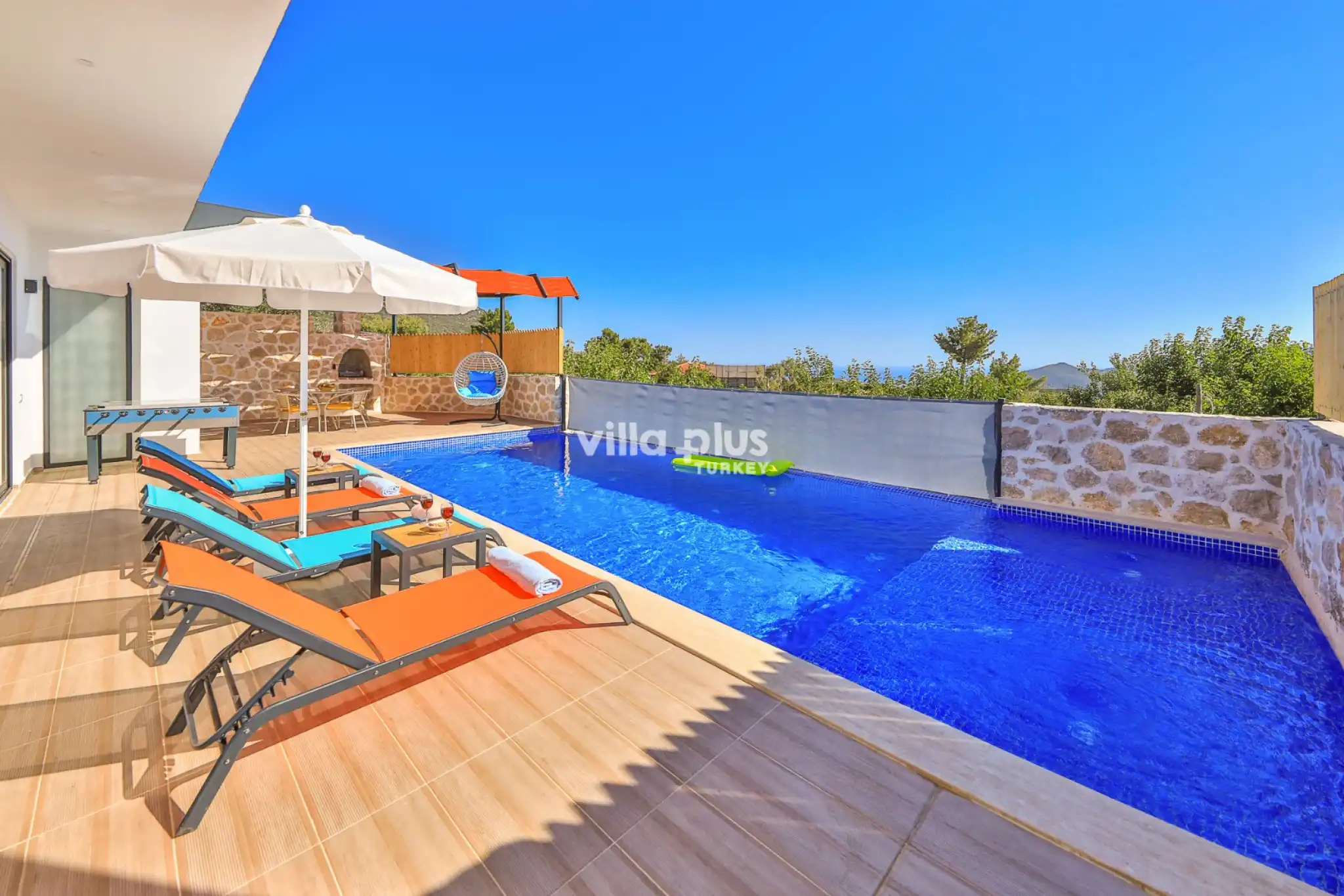 jakuzili-kiralik-villa-havuzu-korunakli-villavilla-allure-islamlar-kiralik-villani-bul-43_997.jpg