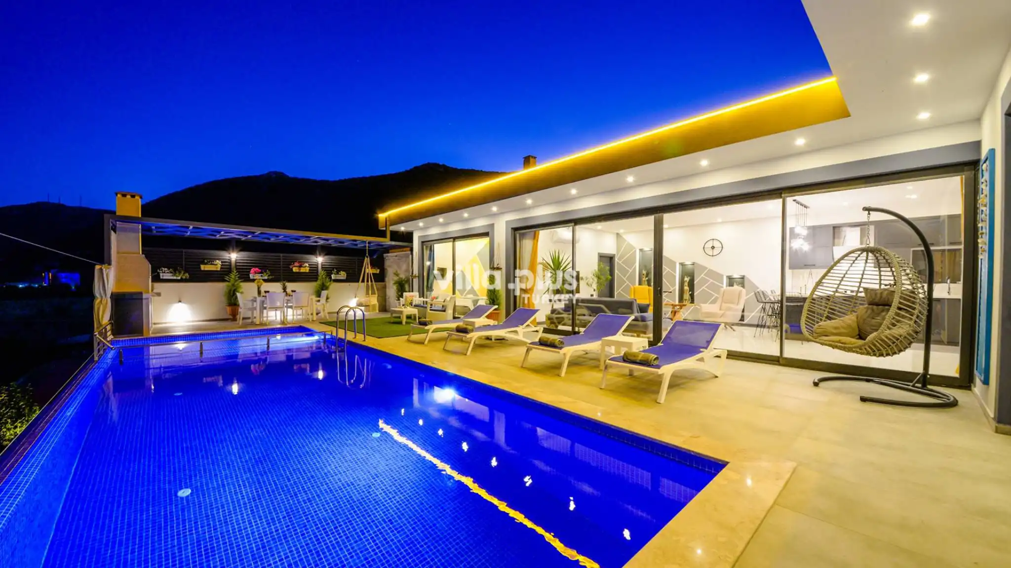 kiralik-villa-lavinya-kalkan-villadanismani-72_520.jpg