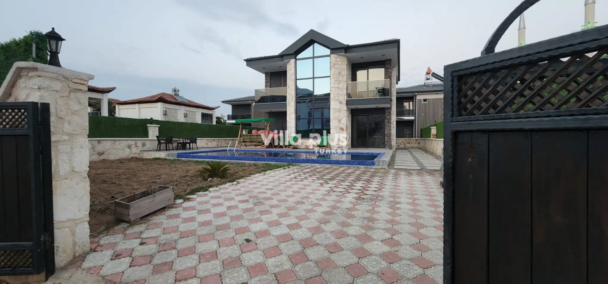 villa-almina-1_679.jpeg