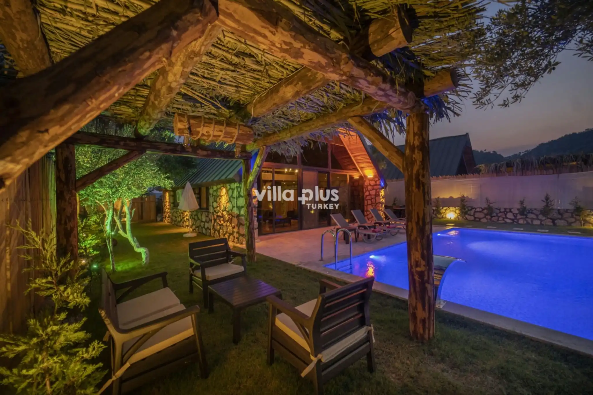 villa-carino-1-3_204.jpg