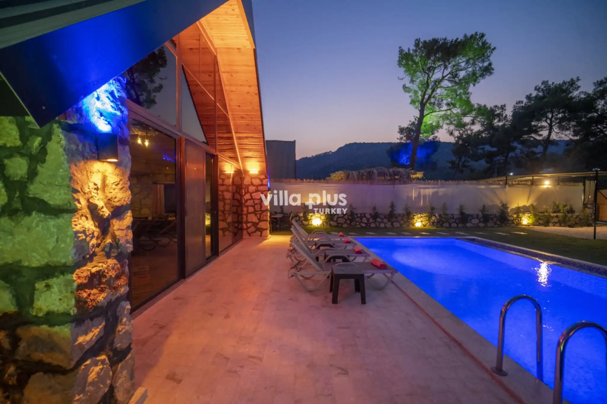villa-carino-2-19_995.jpg