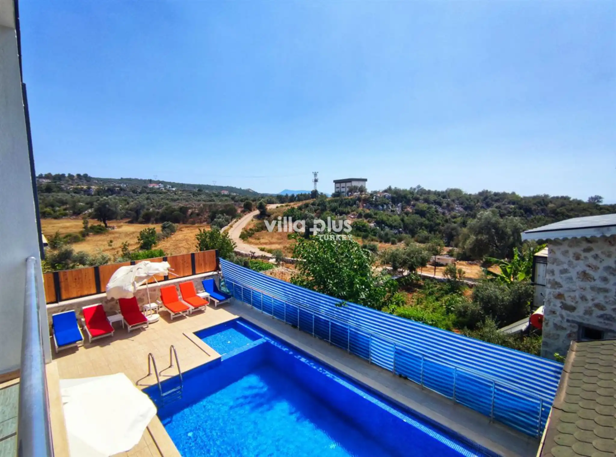 villa-cemre--genis-aile-icin-ideal--vira-villa--10_379_530.jpg