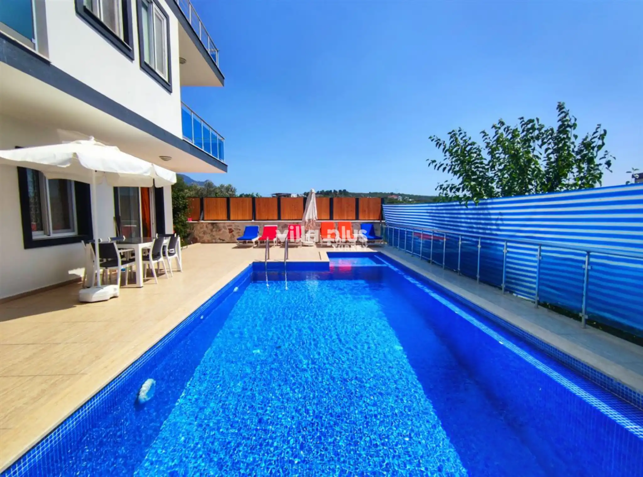 villa-cemre--genis-aile-icin-ideal--vira-villa--6_942_75.jpg