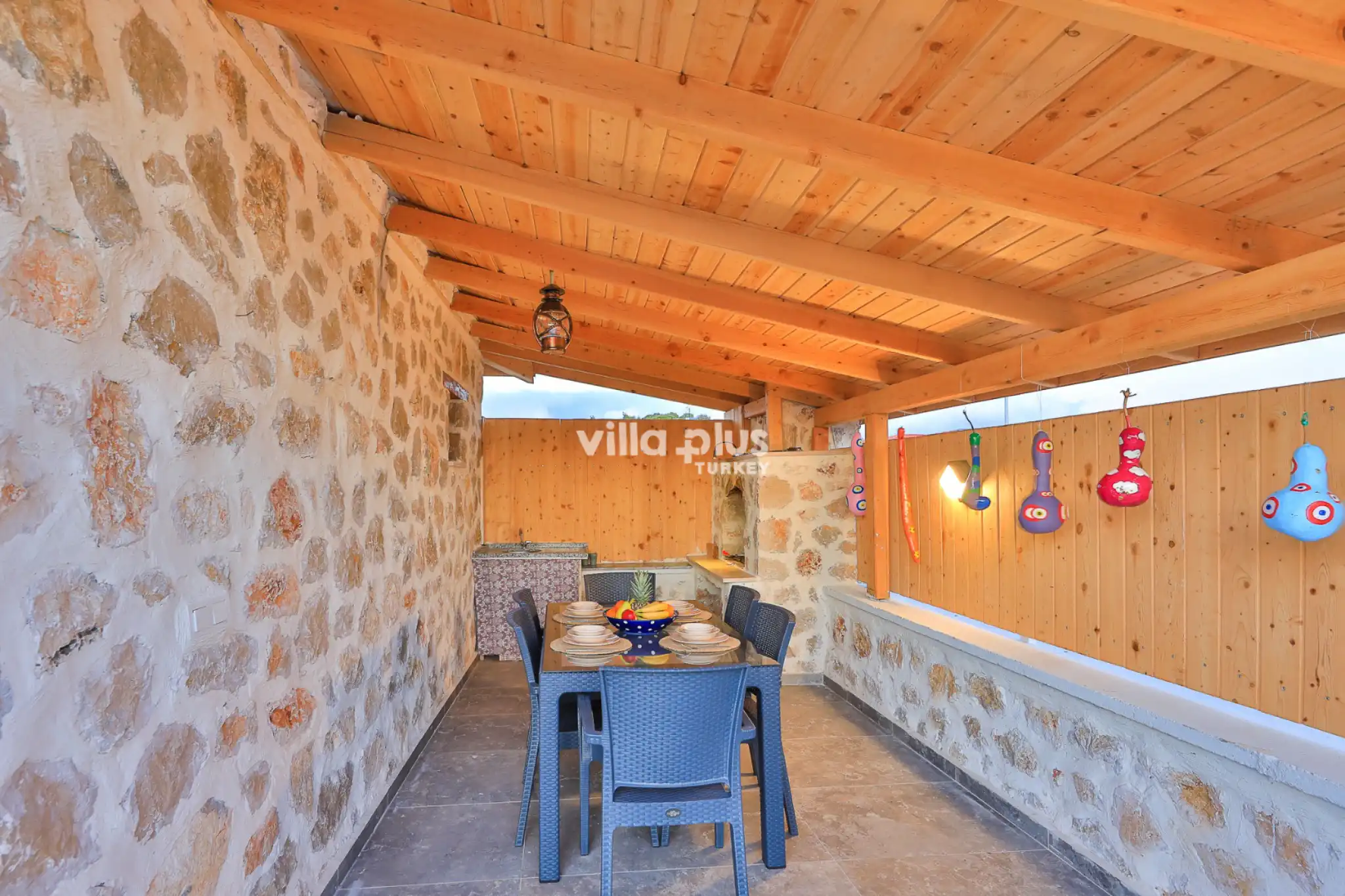villa-flower-blue-4_975.jpg