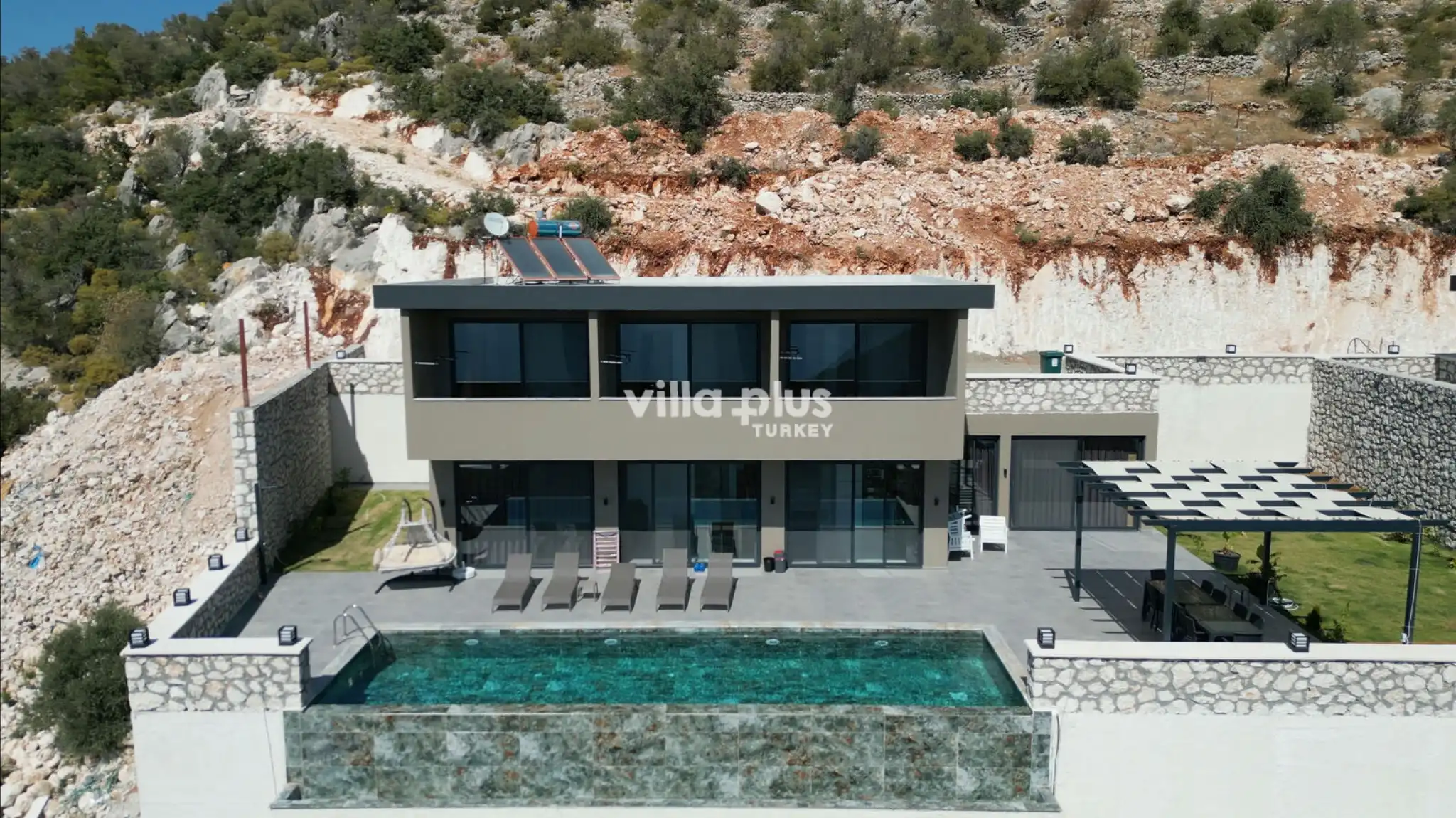 villa-gunes-dis-mekan-3_626.jpg