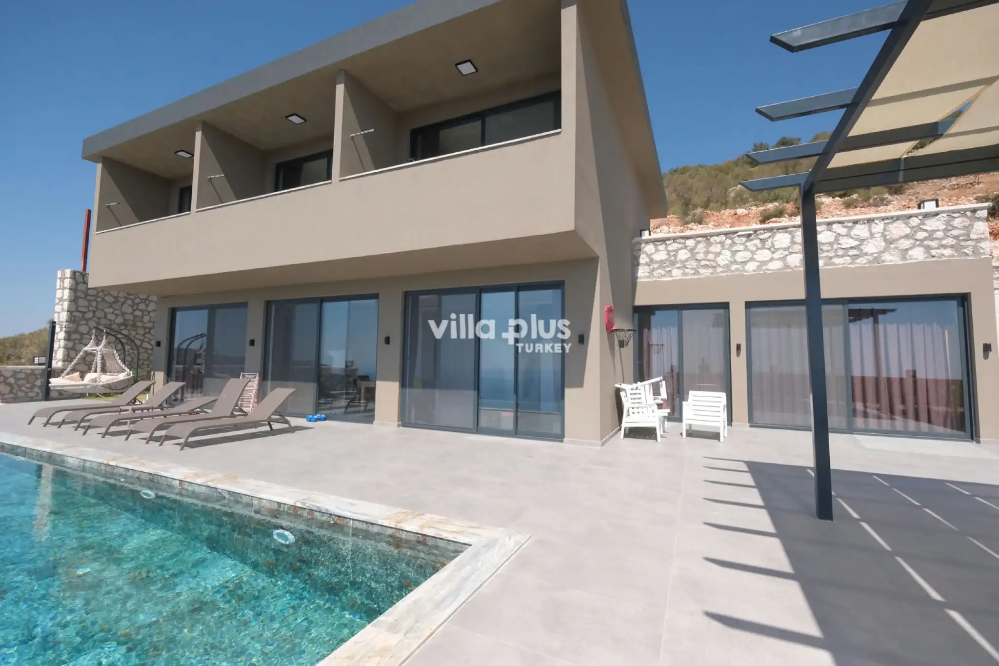 villa-gunes-dis-mekan-4_678.jpg
