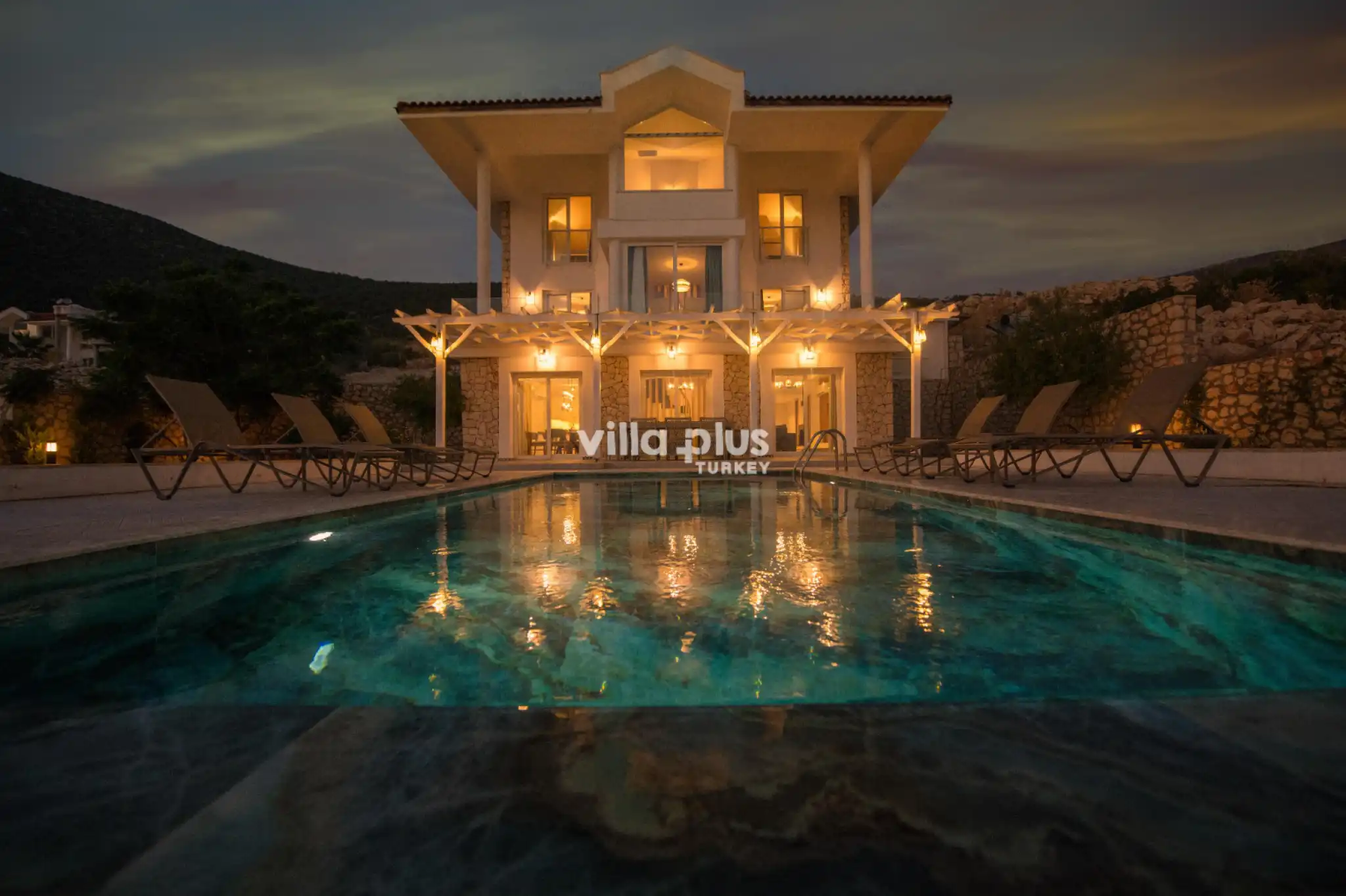 villa-ilaria-2-5_888.jpeg