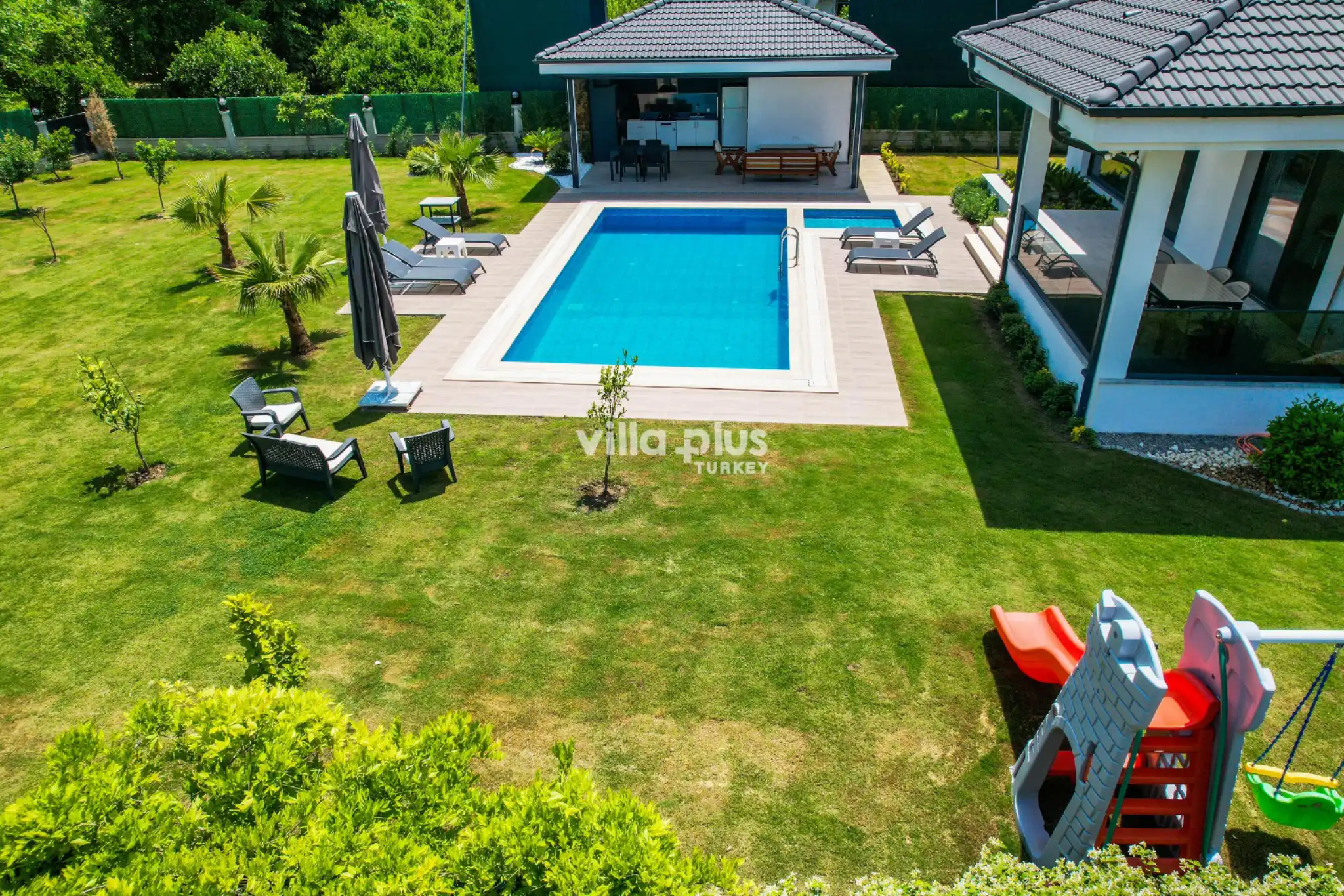 villa-kamari-13_50.jpeg