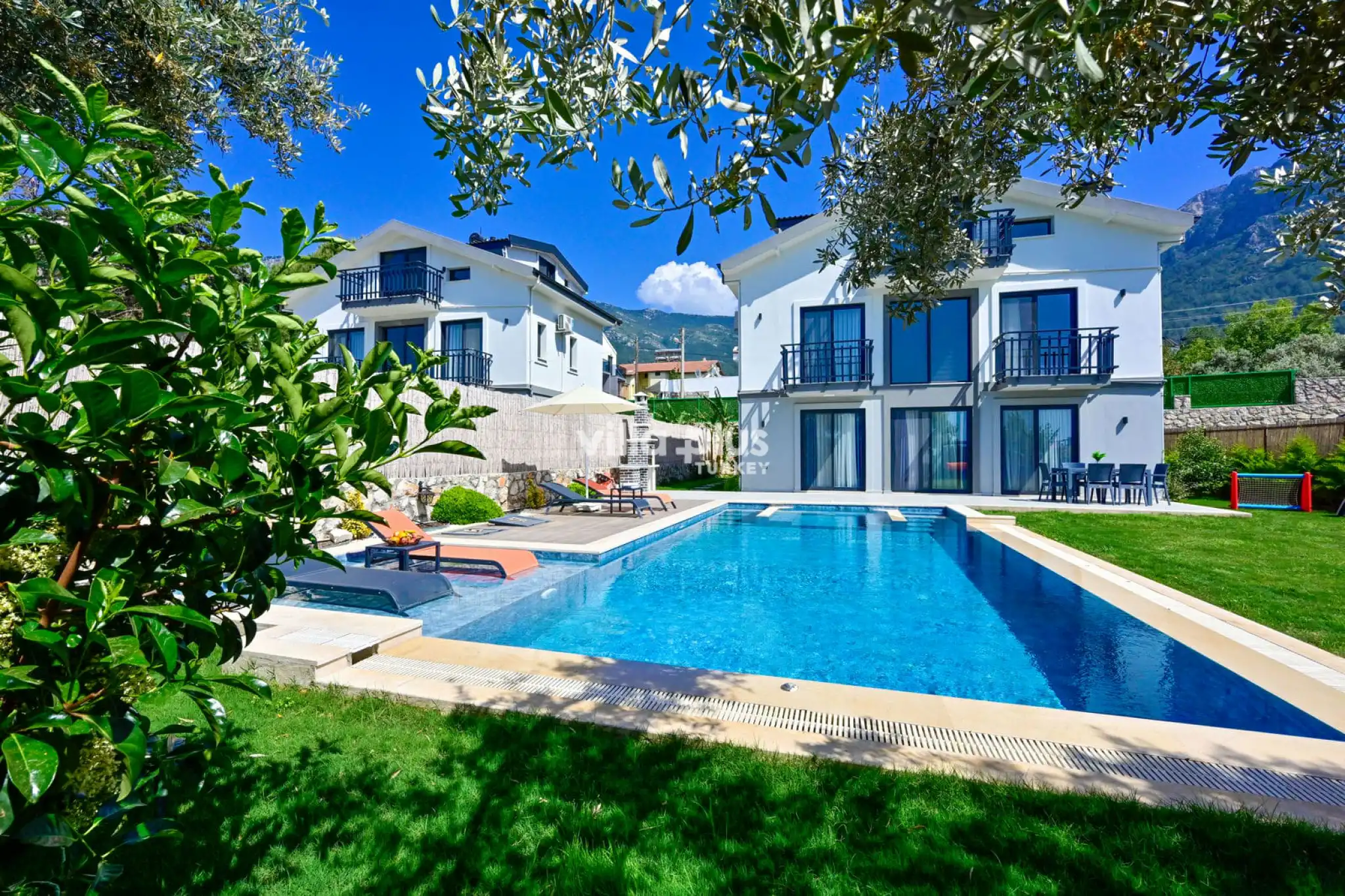 villa-karya-luxury-bahce-20_950.jpg