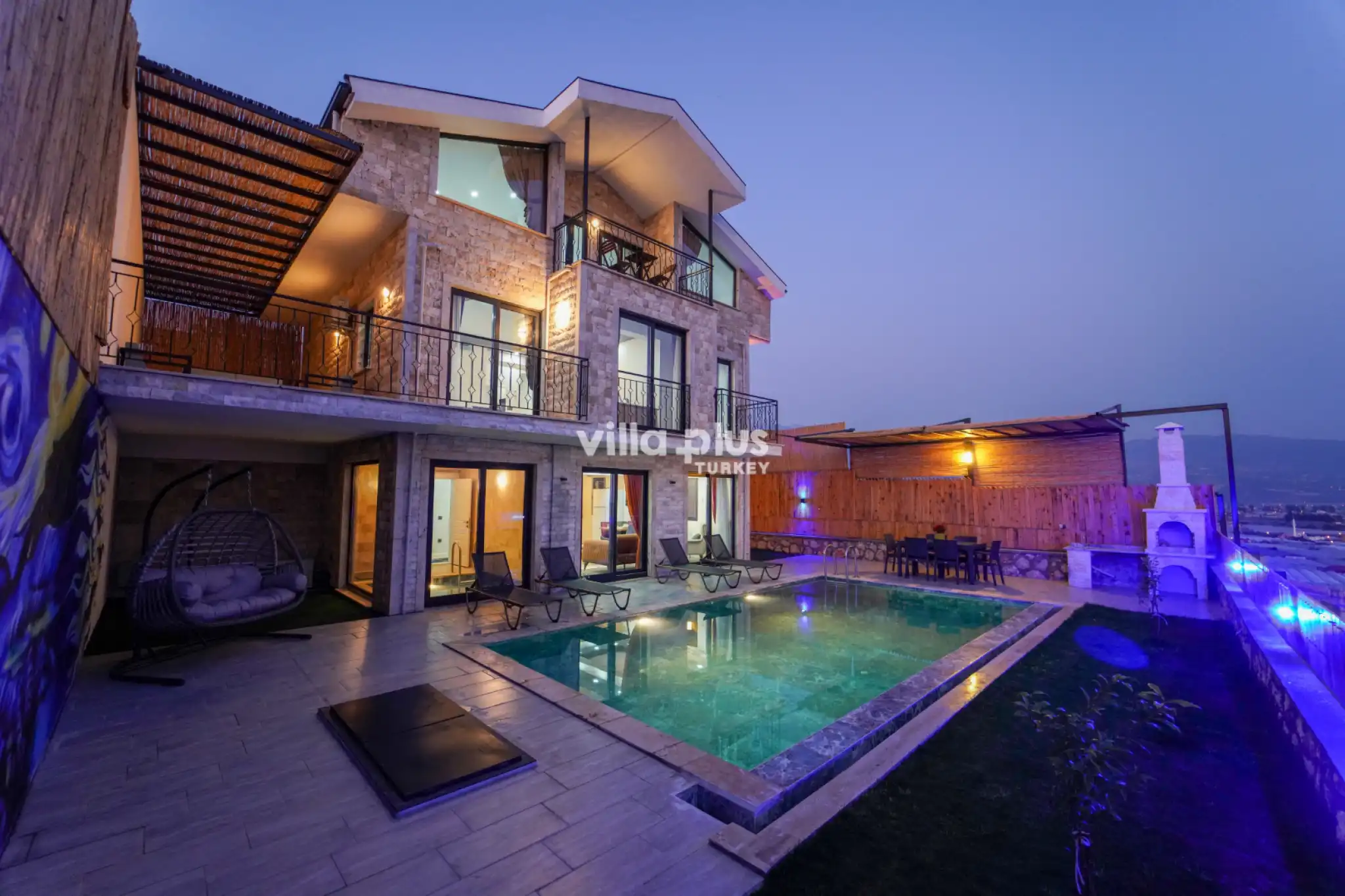 villa-legendary-1-35_566.JPG