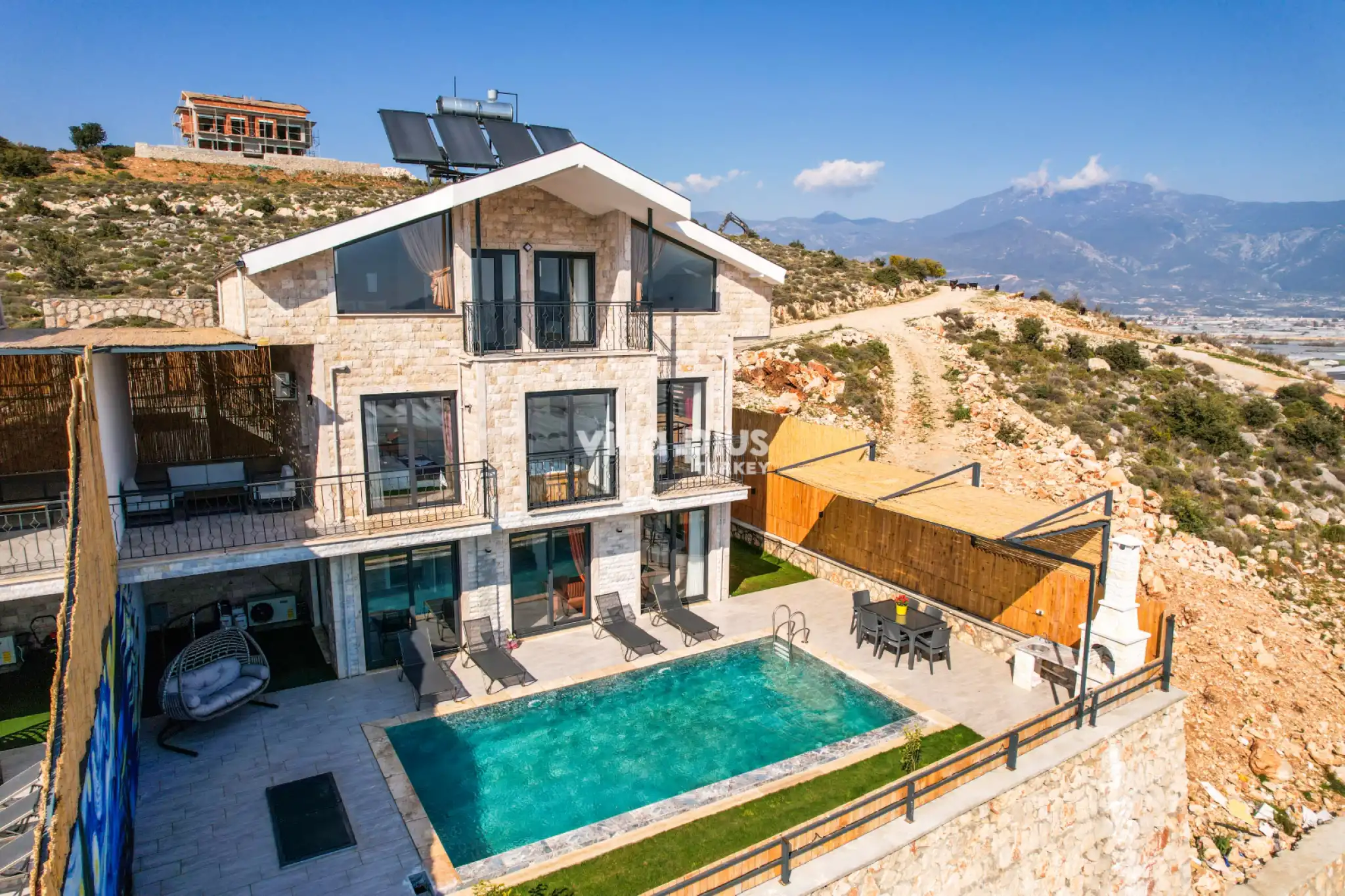 villa-legendary-1-59_852.JPG