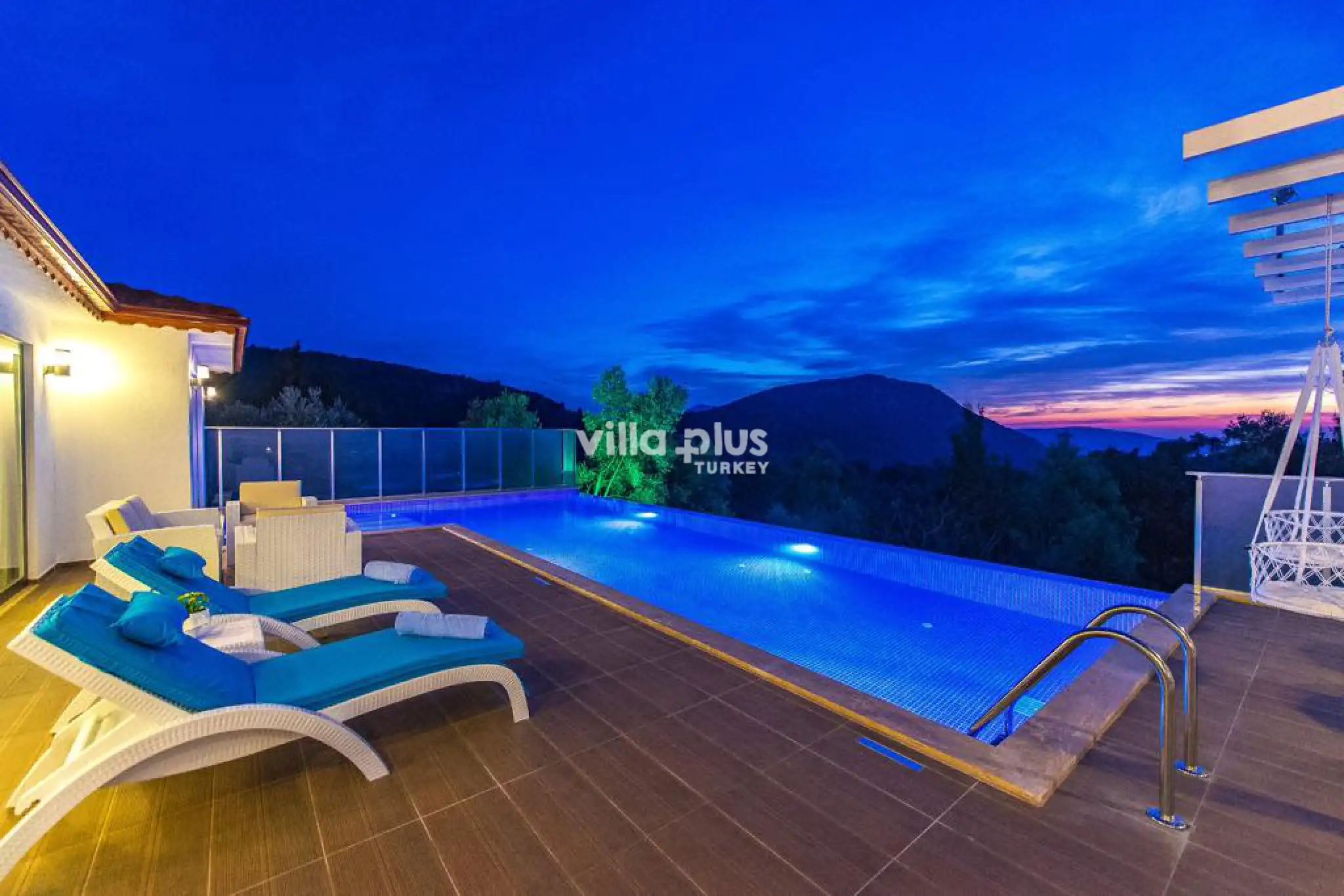 villa-mistral-2-23_865.jpeg