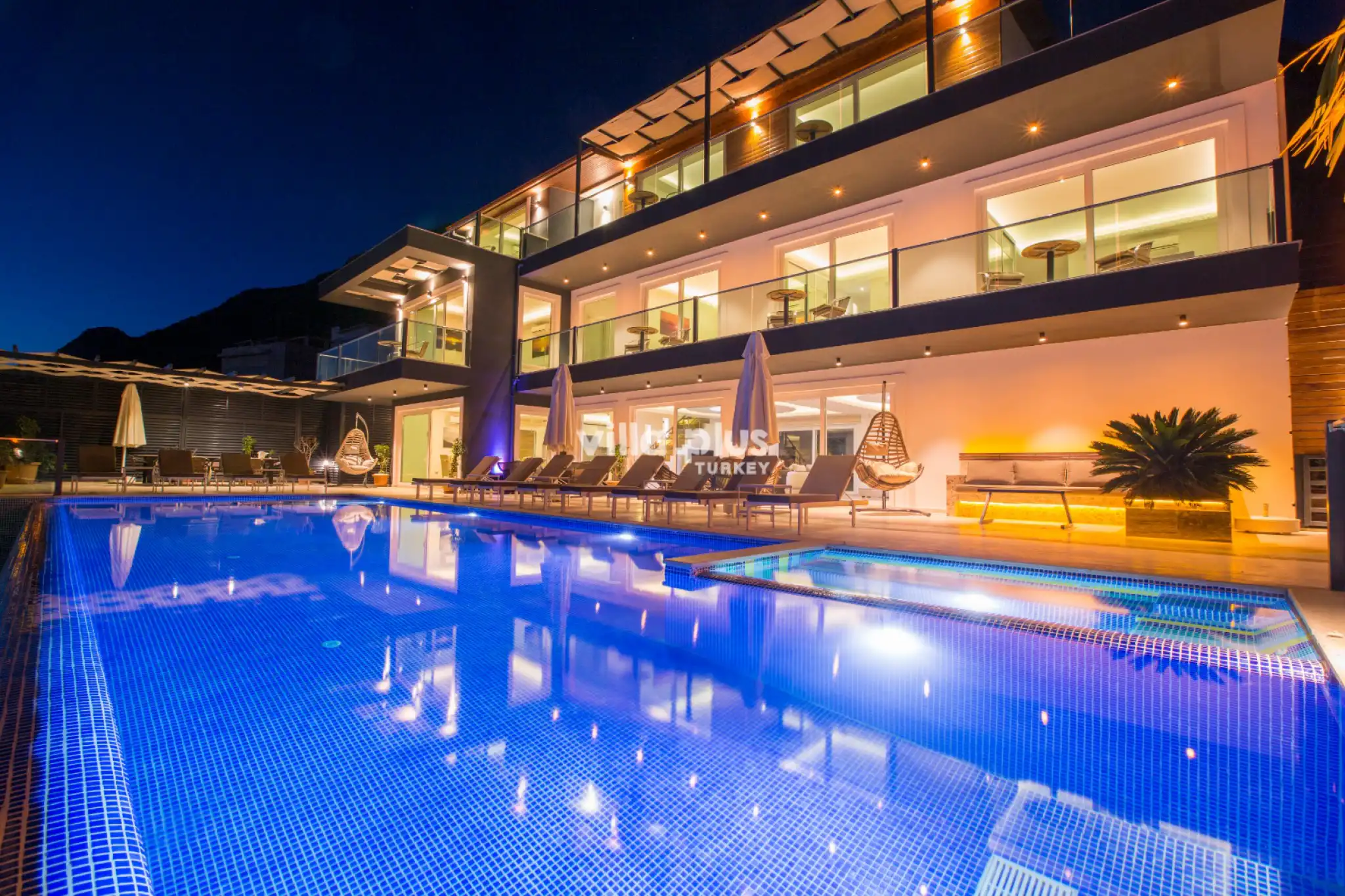 villa-montana-luxury-villa-rental-kalkan-4_382_81.jpg