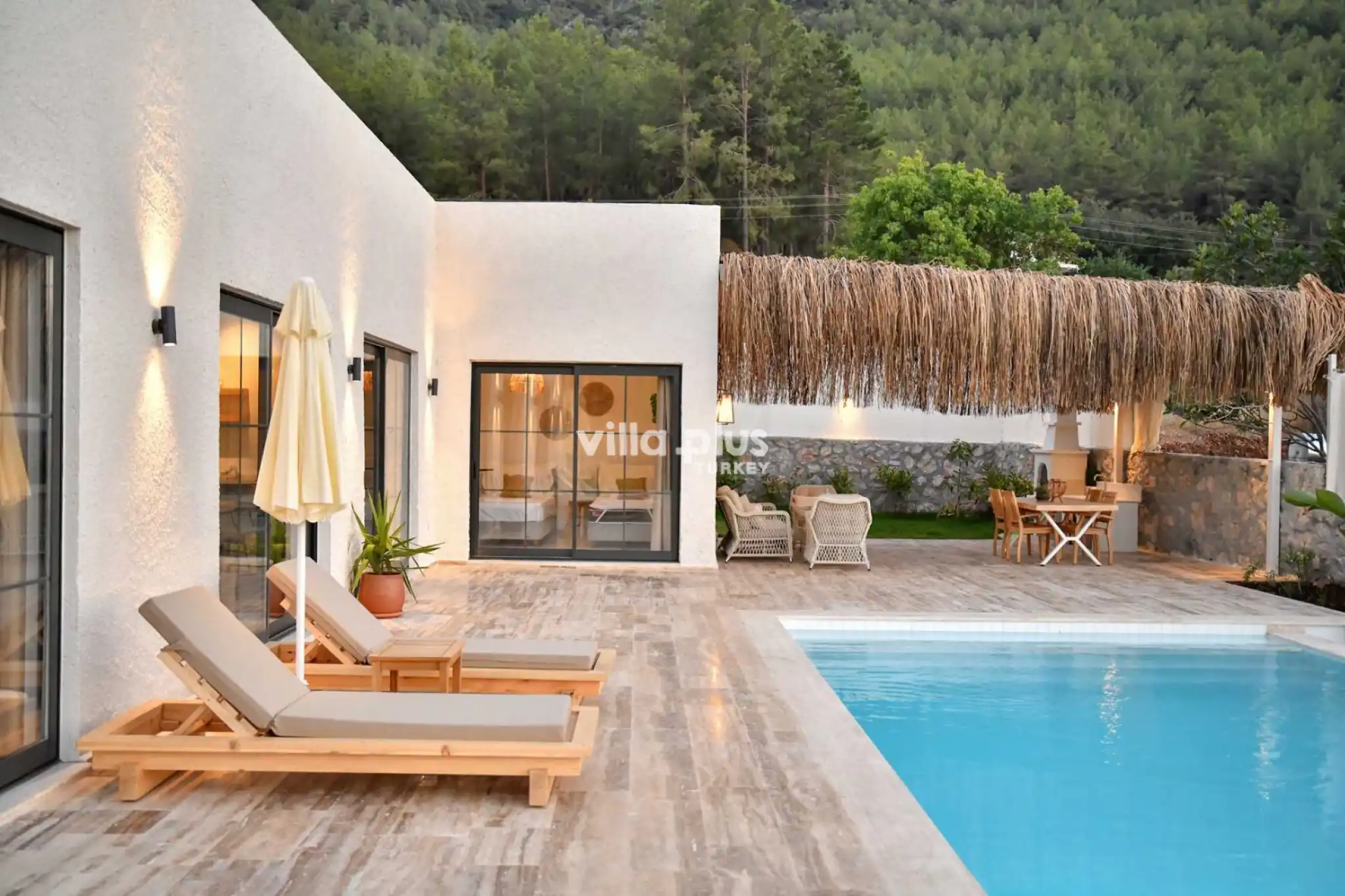 villa-moonrise-1-31_473.jpg