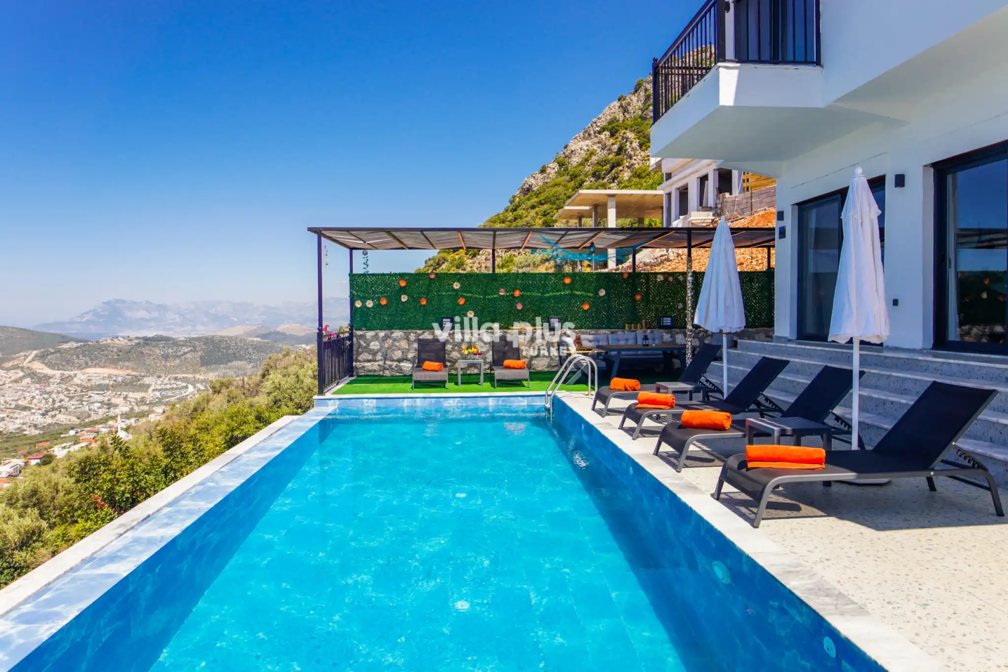 villa-ray-1_595.JPG