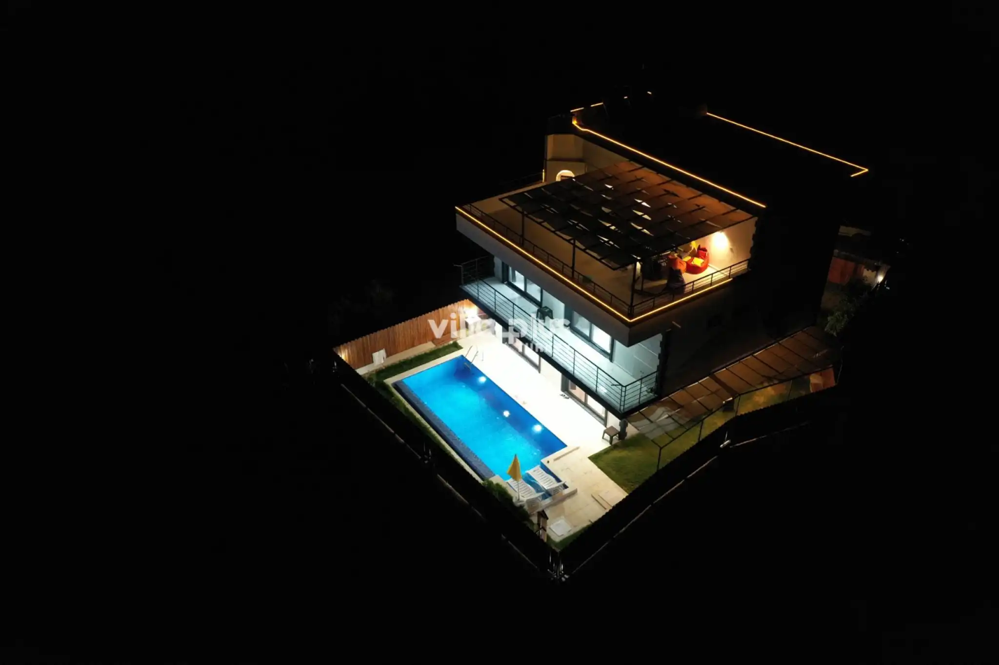 villa-september-2_128.jpg