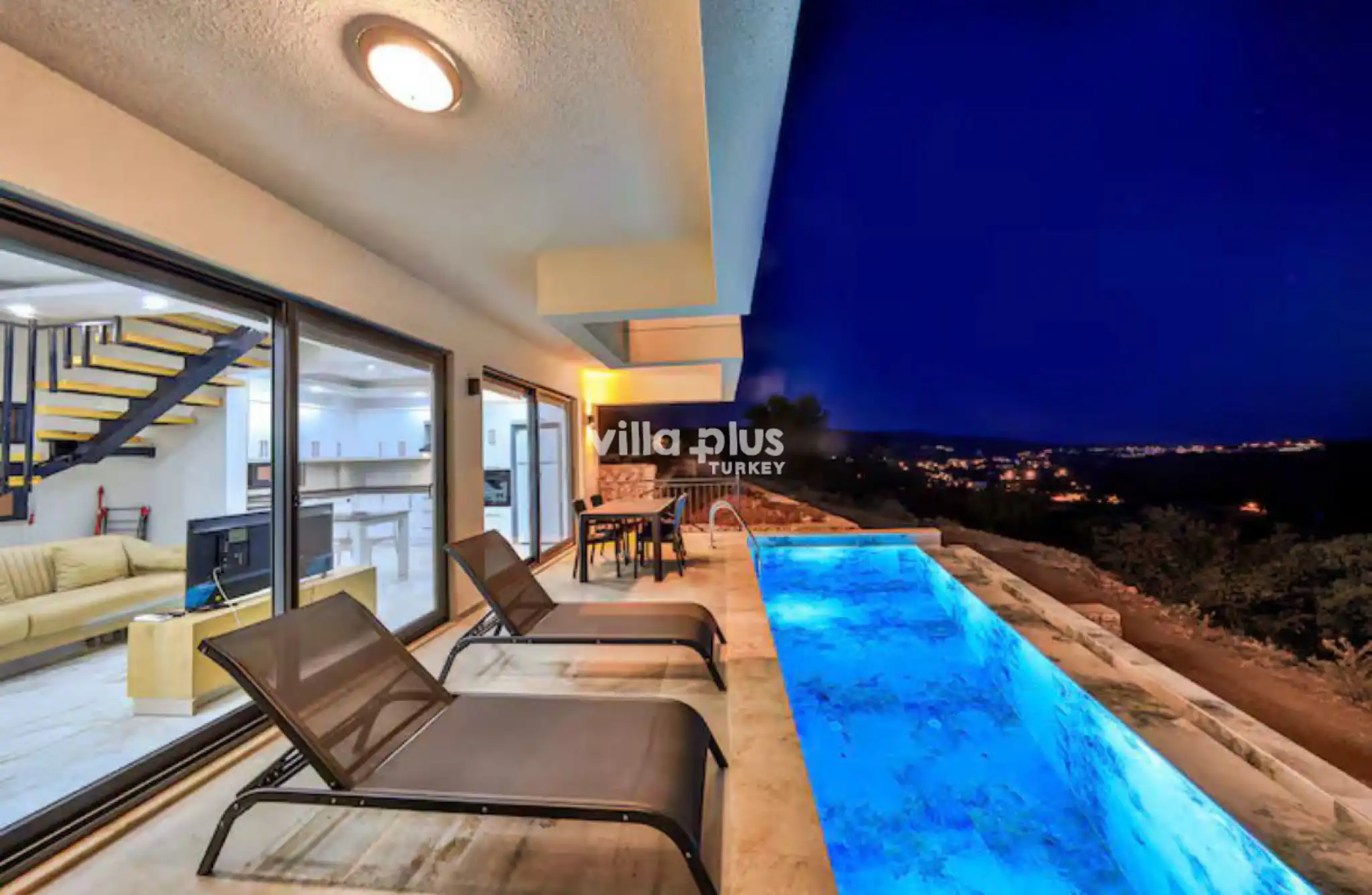 villa-skyblue-12_789.jpeg