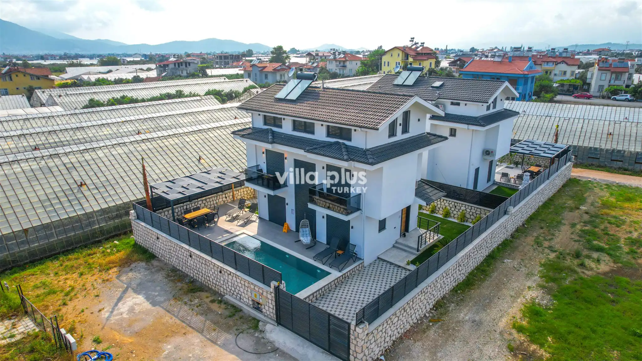 villa-unique-5_550.jpg