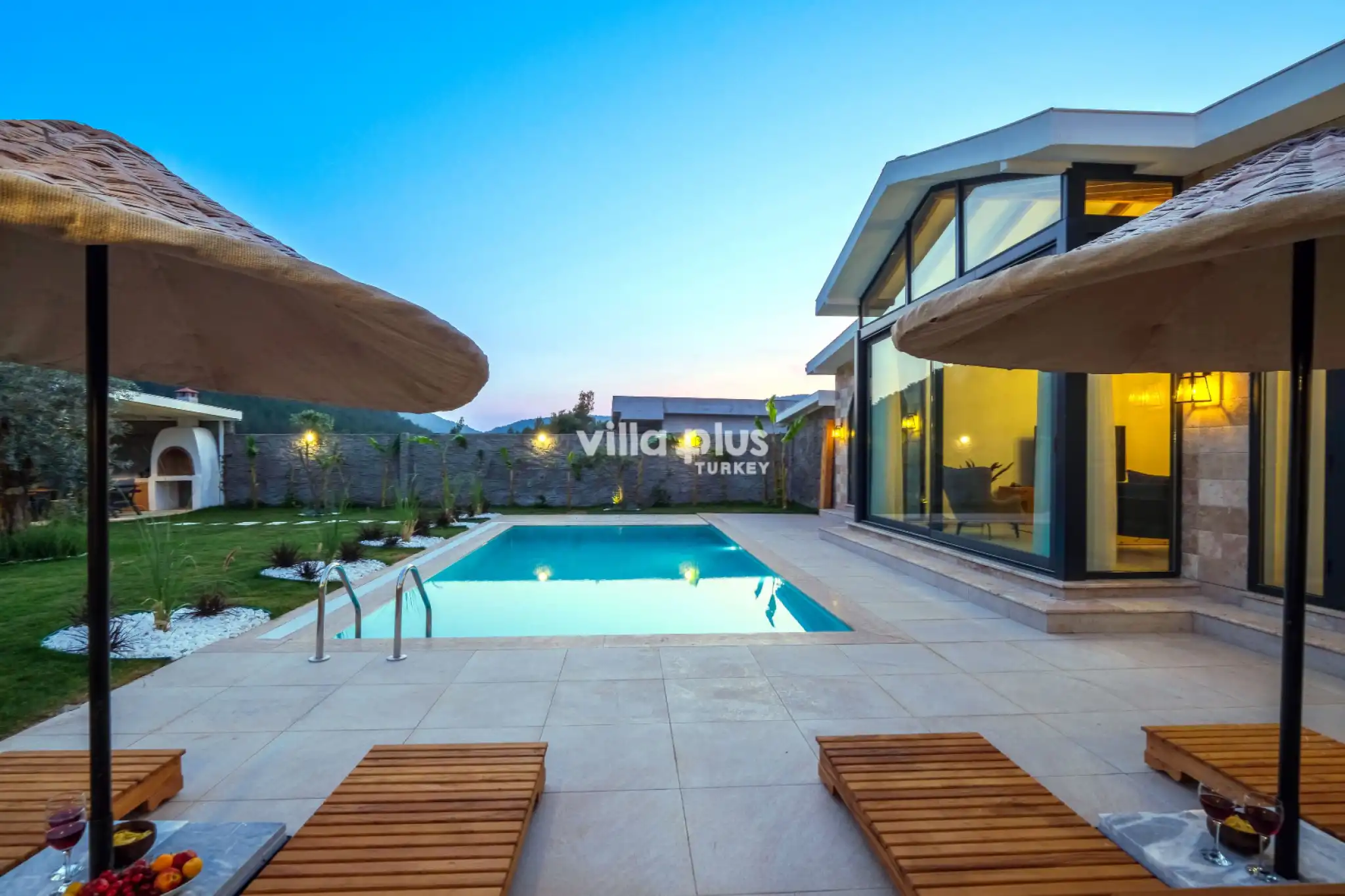 villa-vibe-1-48_96.JPG