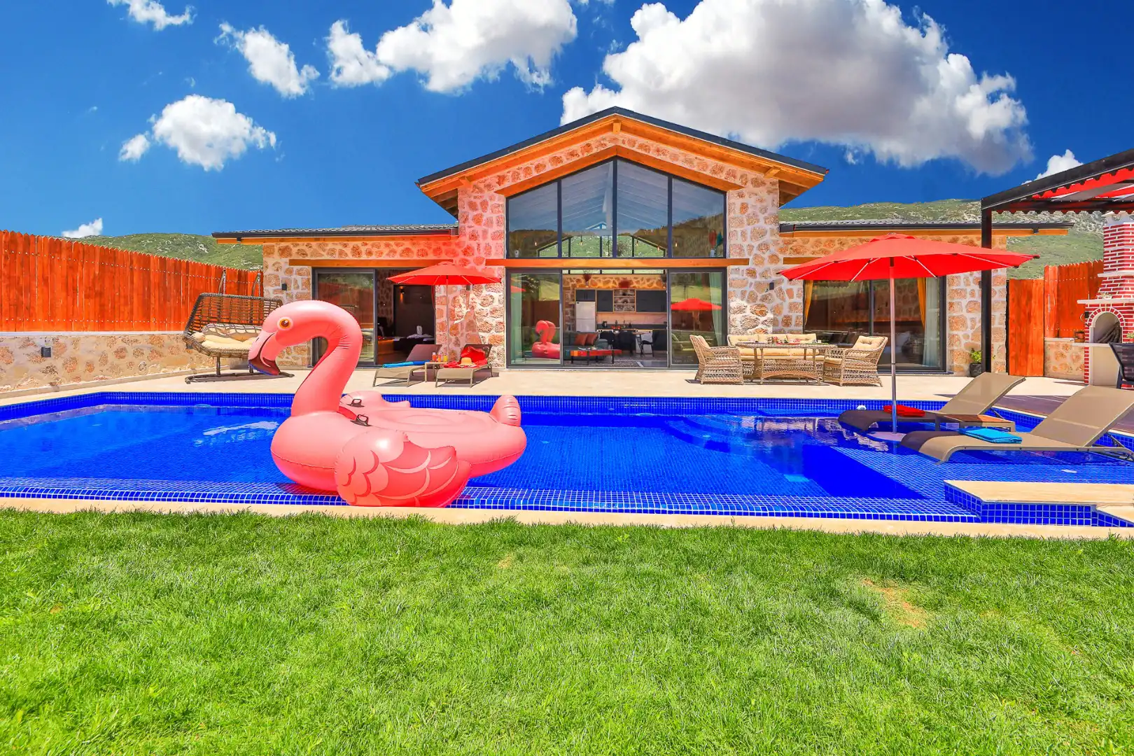 VİLLA HEAVEN GARDEN in Saribelen, with Private Pool