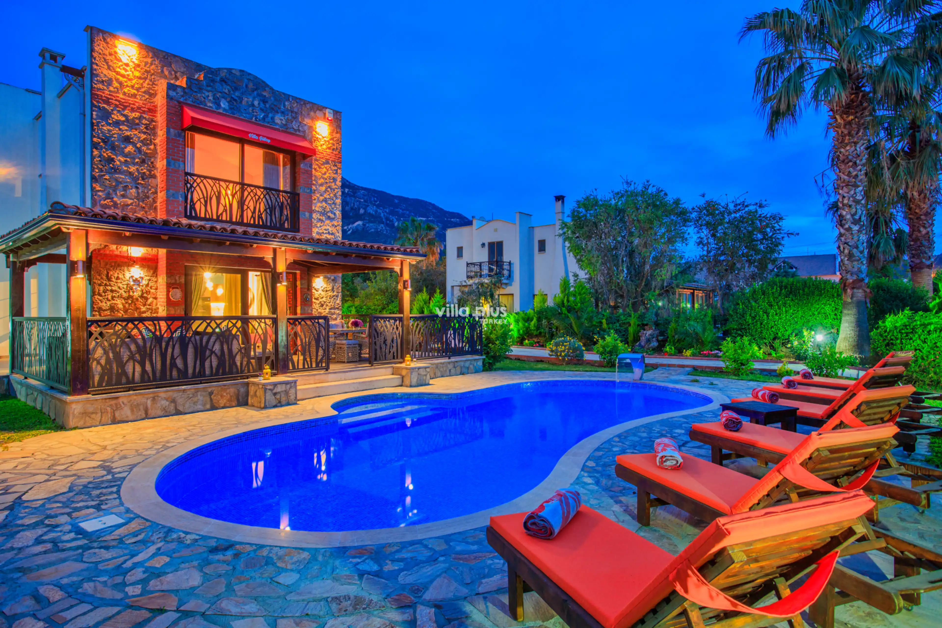 5 Nights Villa Rental