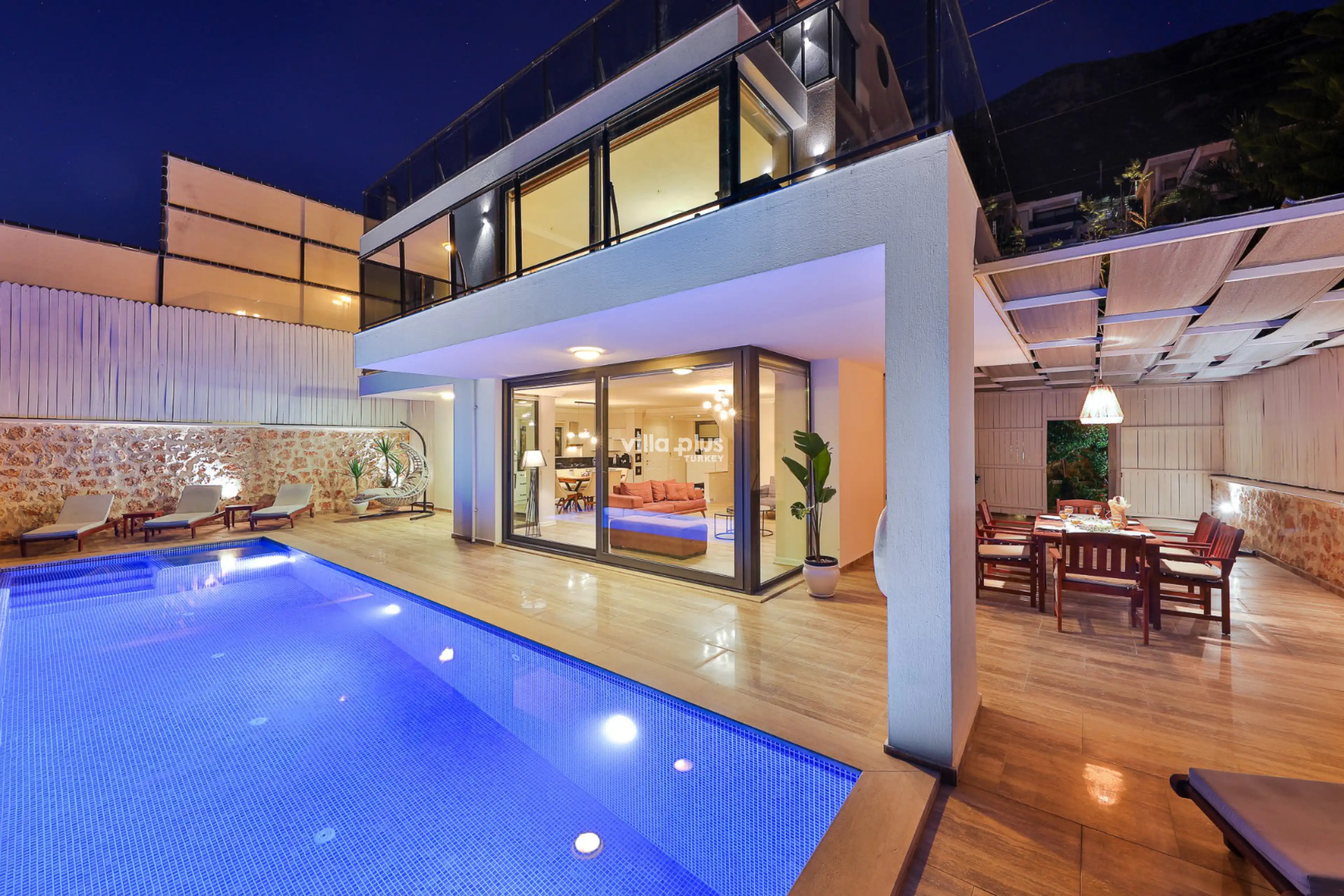 Villa Thalassa is a 6-person rental villa located in the central Kızıltaş area of Kalkan.