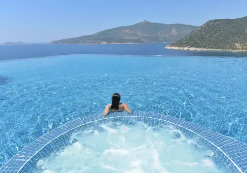 10 Compelling Reasons to Visit Kalamar