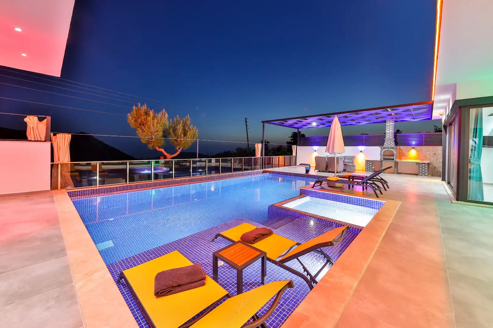 Villa Estero in İslamlar, with Private Pool