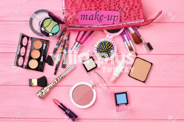 Effortless Beauty on Vacation