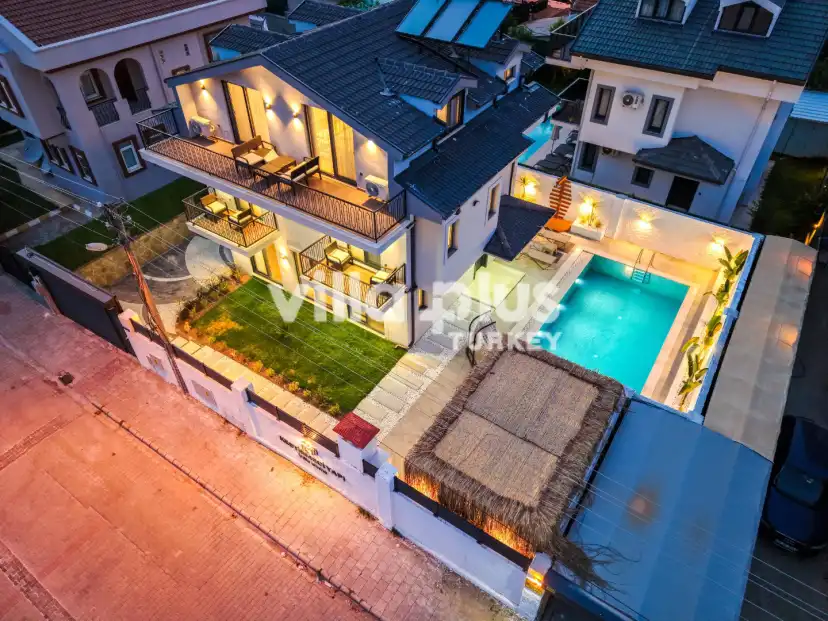 VİLLA DEFNE LUXURY
