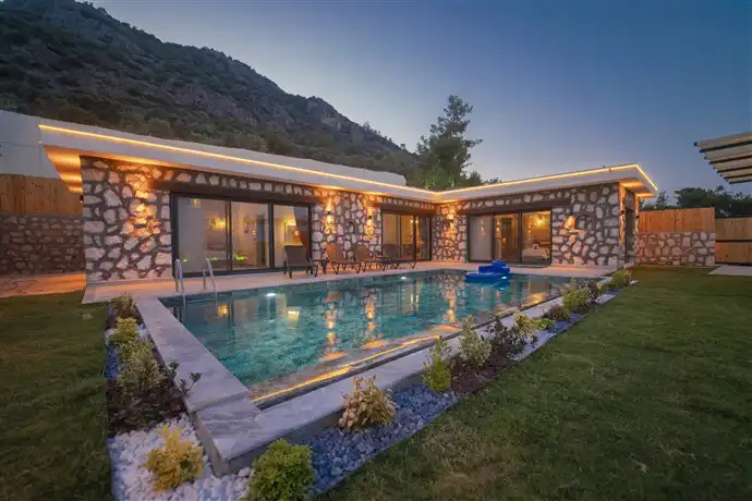 VİLLA CAPEHOUSE in Kinik, with Private Pool