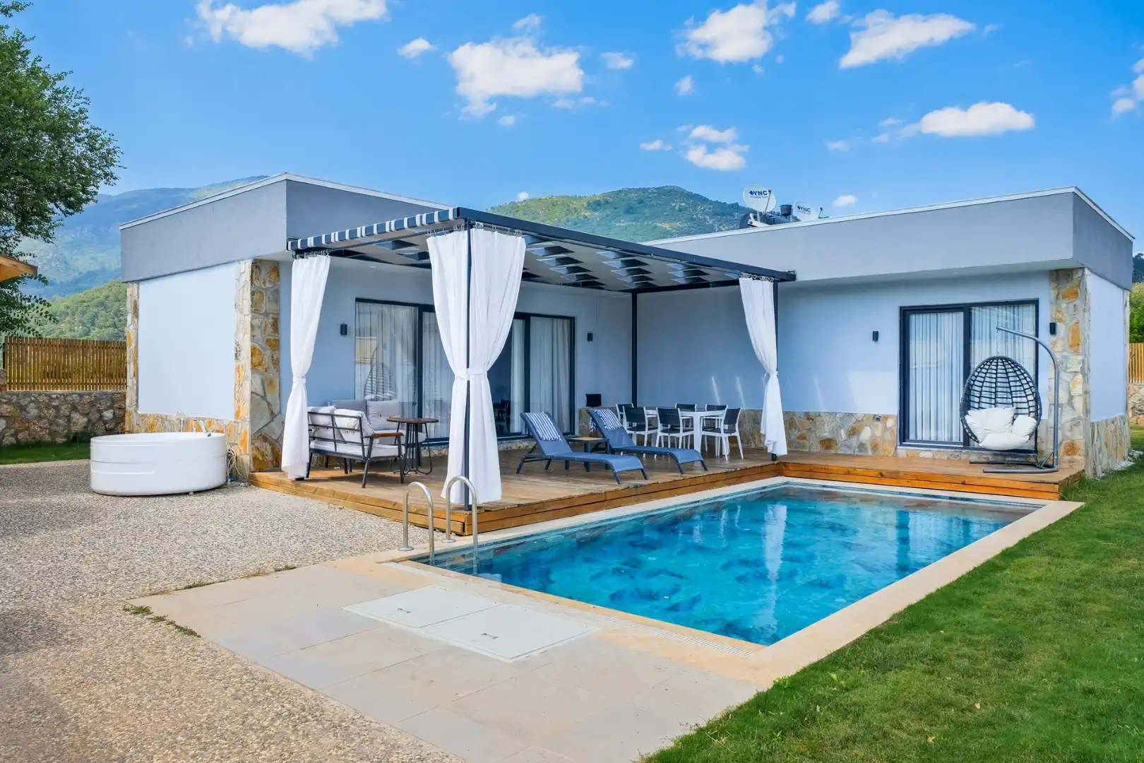 VİLLA BELARA 2 in Yesil Uzumlu, with Private Pool