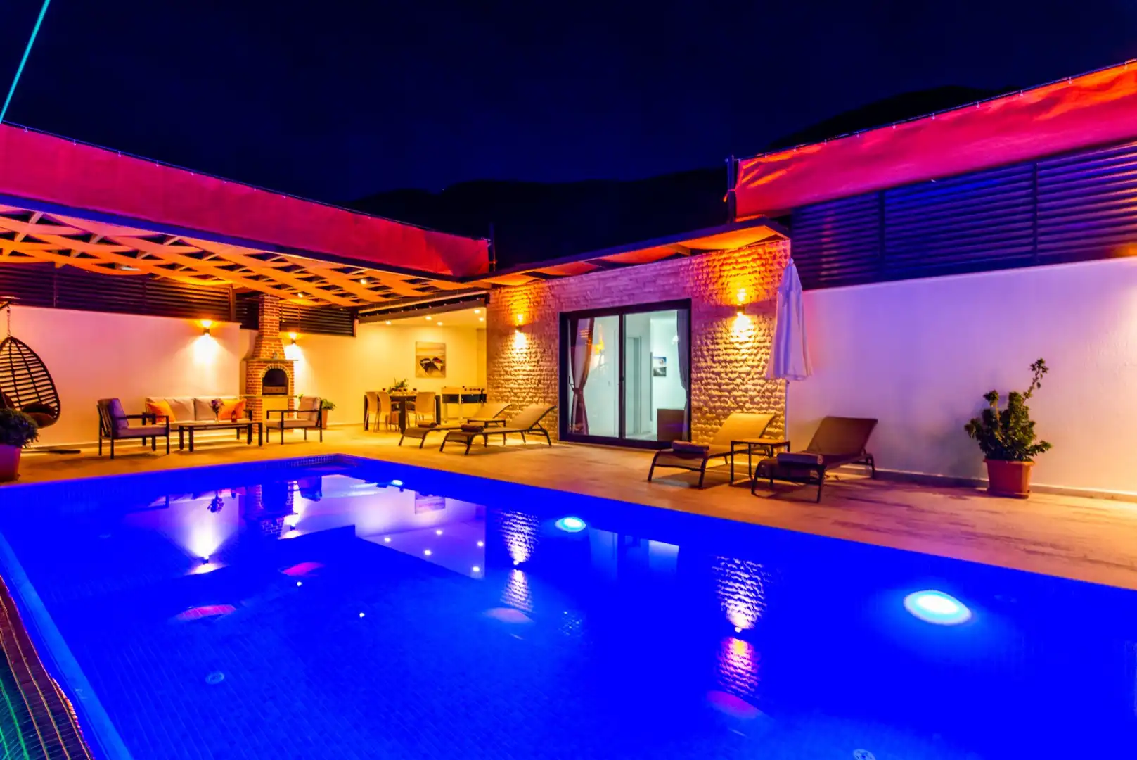 Villa Fiesta in Ordu, with Private Pool