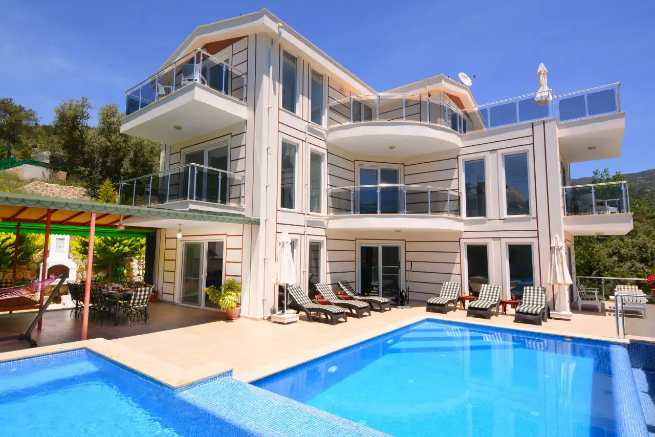 VİLLA AUSTEN 3 in İslamlar, with Private Pool