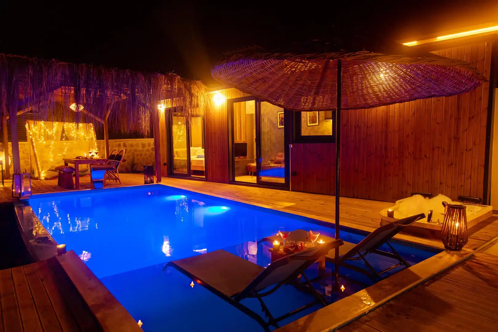 Villa Avalon House in Akbel, with Private Pool