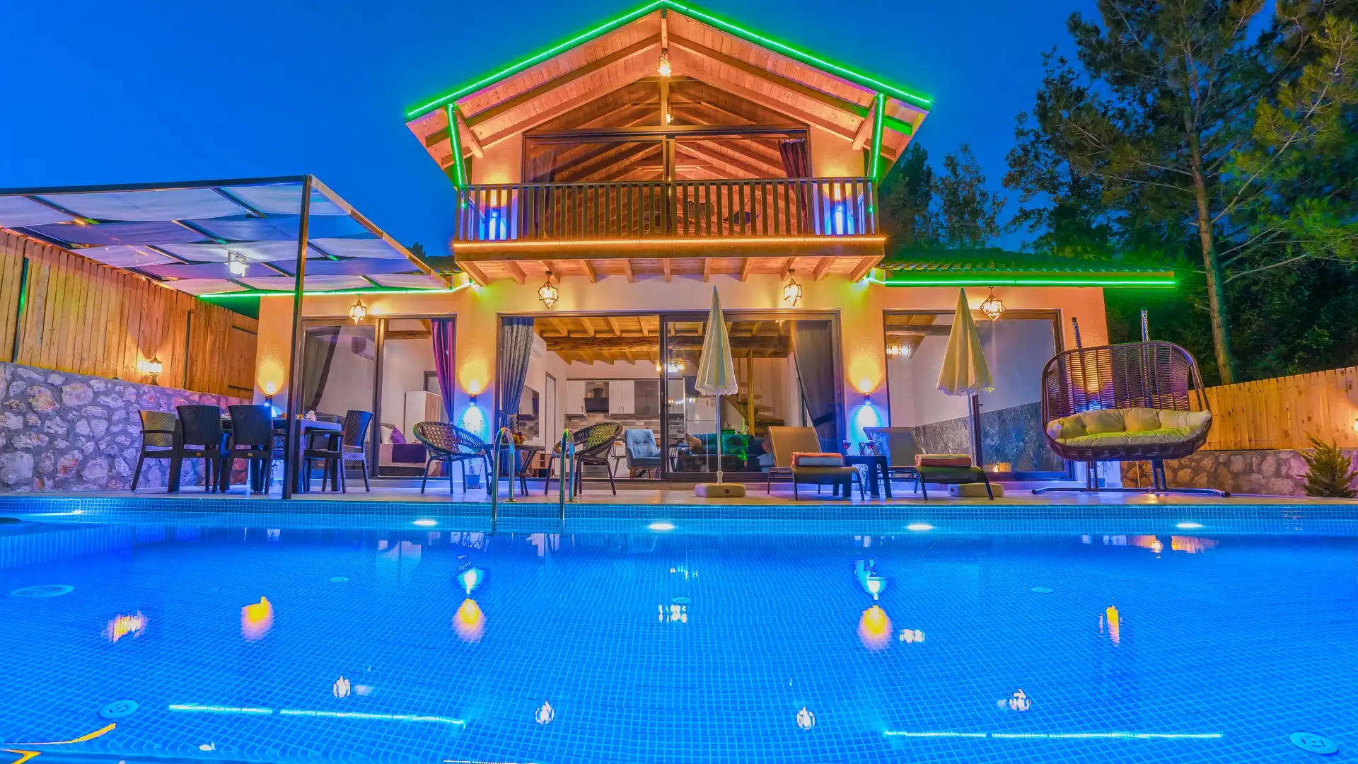 Villa Pars in İslamlar, with Private Pool