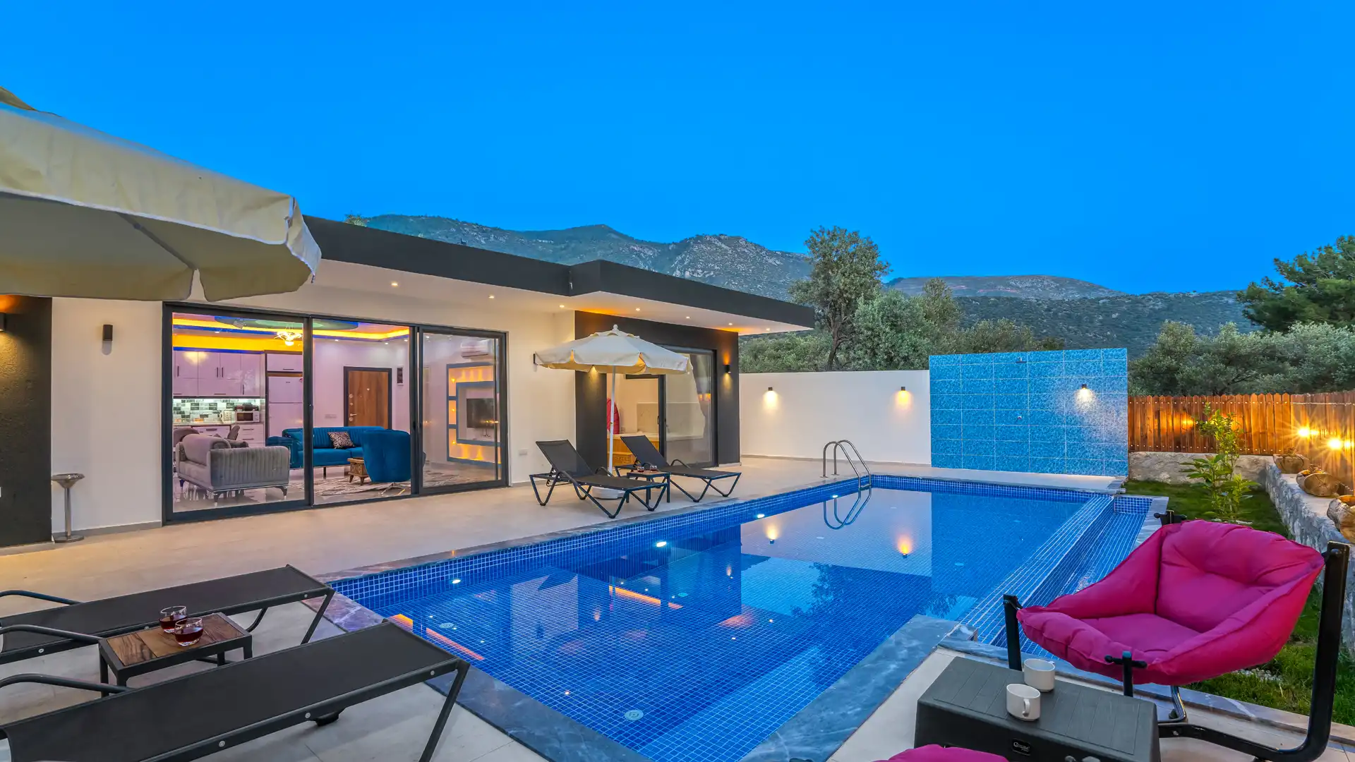 VİLLA ZOEY in Caykoy, with Private Pool