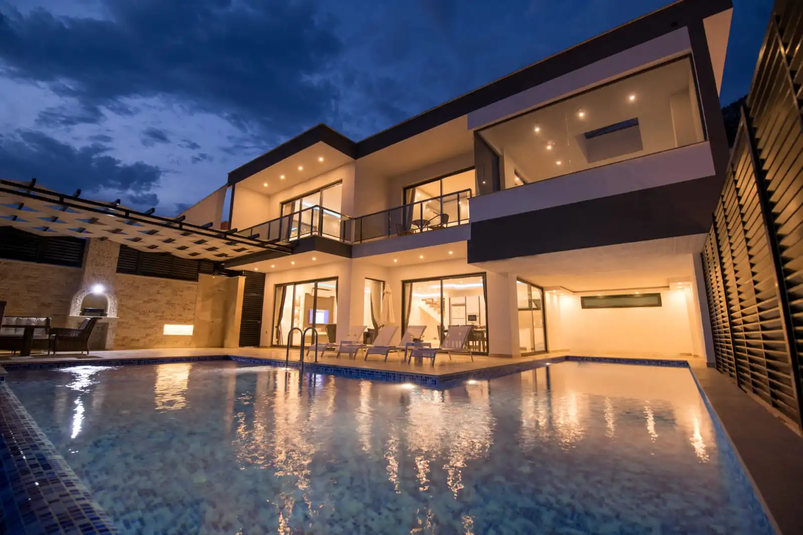 Villa Biyella 2 in Kordere, with Private Pool