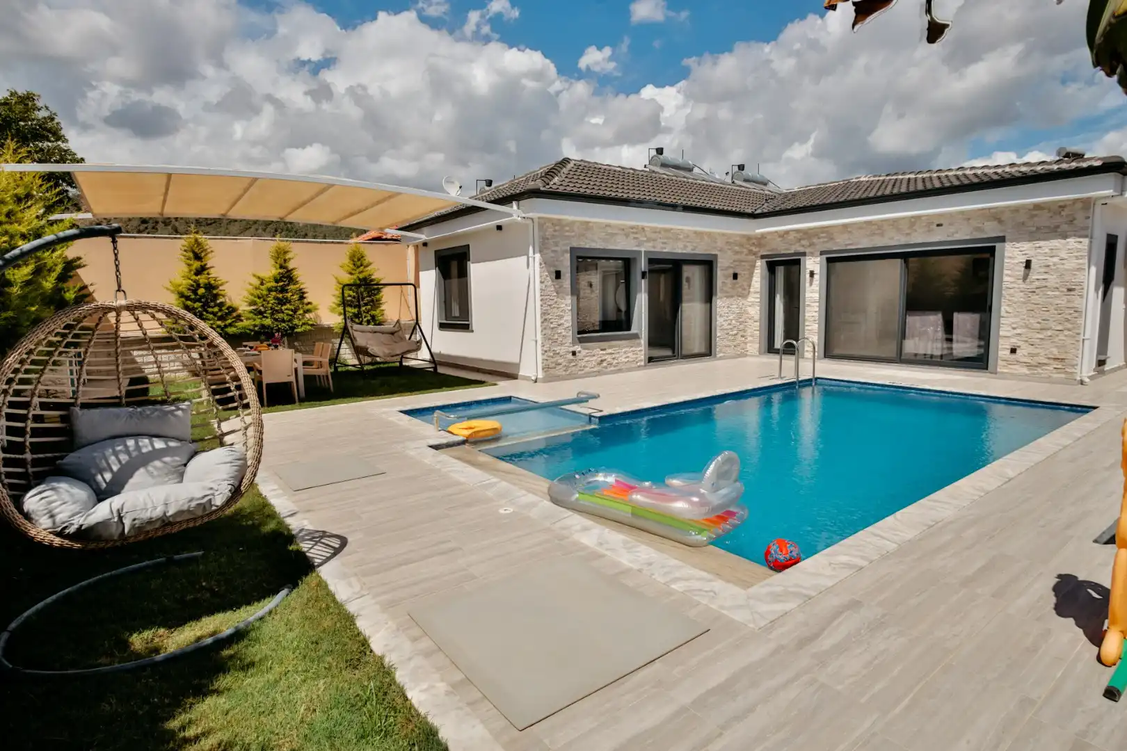 VİLLA ALİN in Yaniklar, with Private Pool