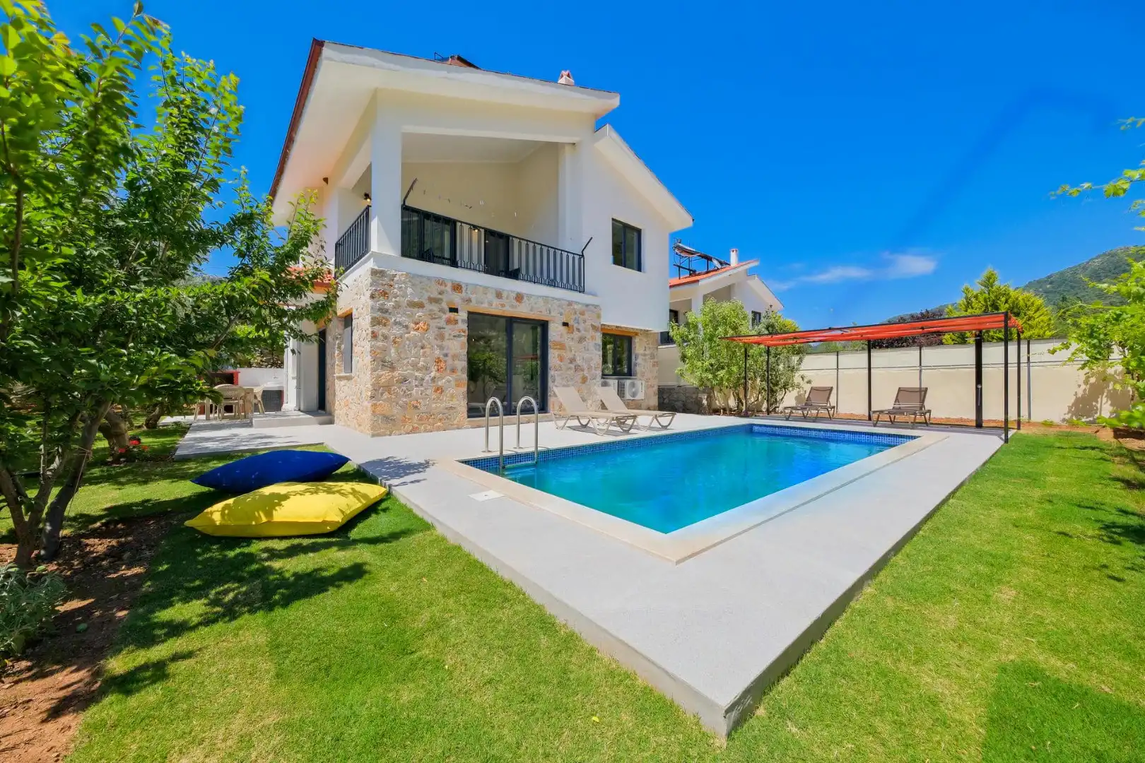 VILLA KARMINA 2 in Yesil Uzumlu, with Private Pool