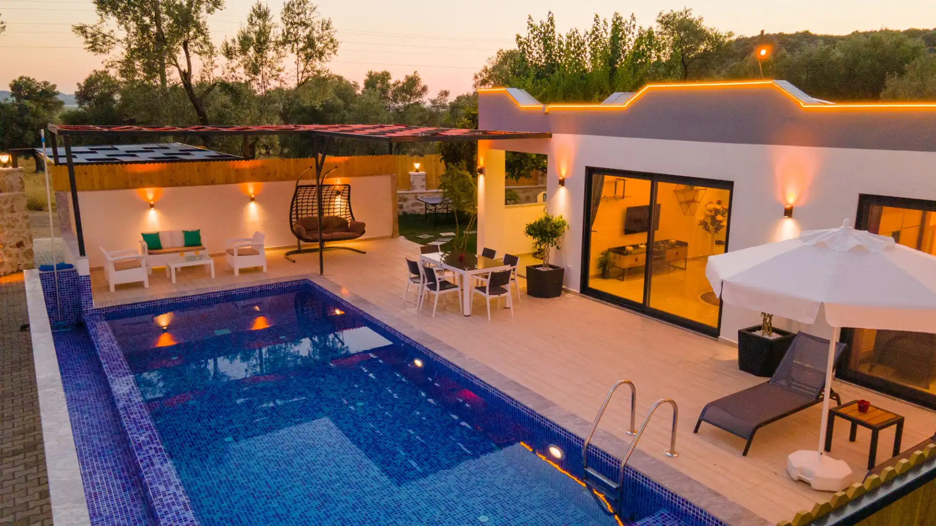 Villa Aliya in Caykoy, with Private Pool